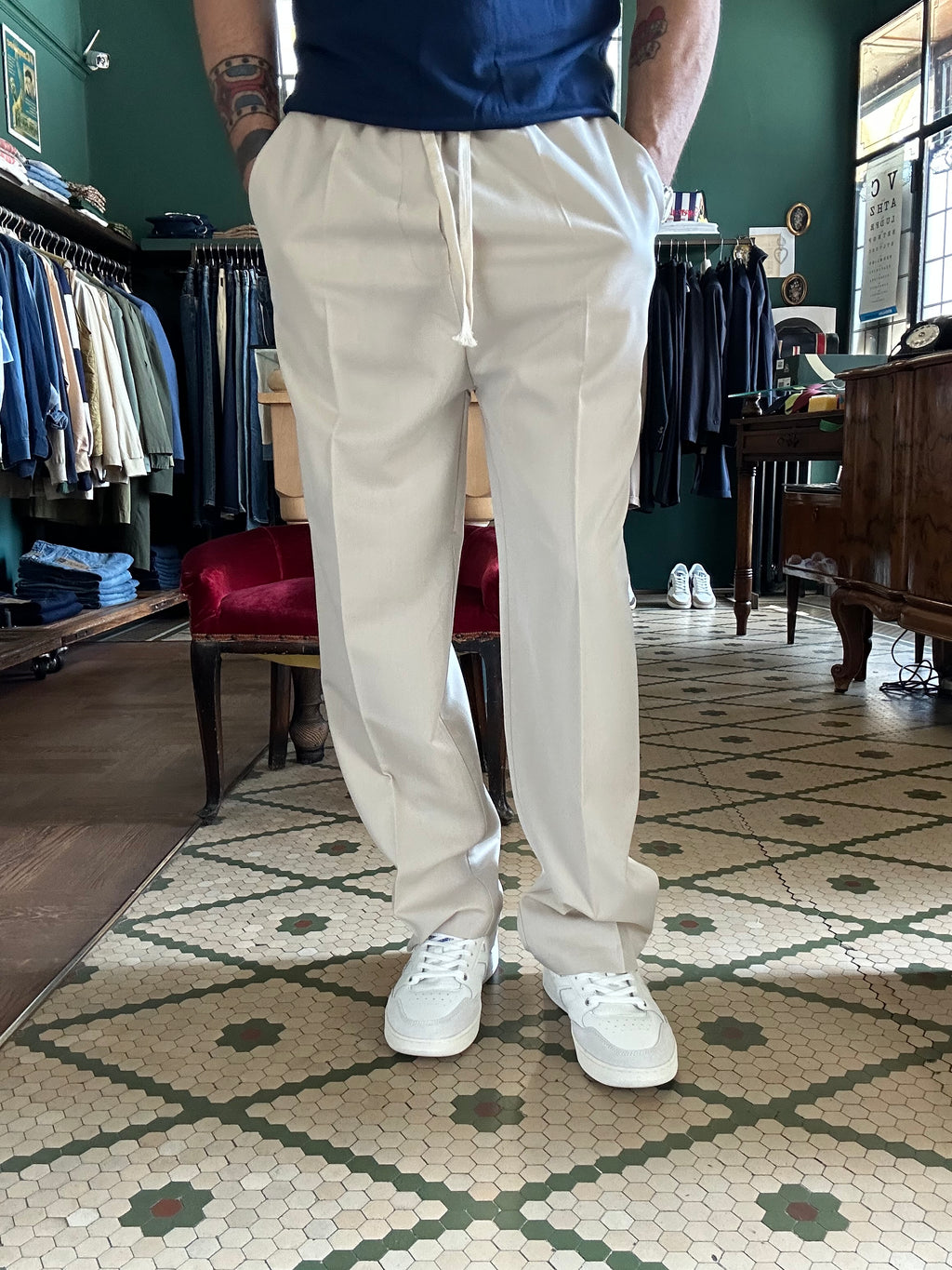 Pleated trousers made in Italy