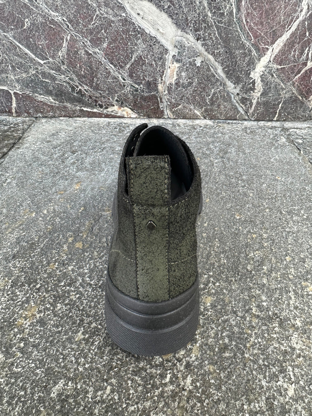Panchic alte in suede verde militare