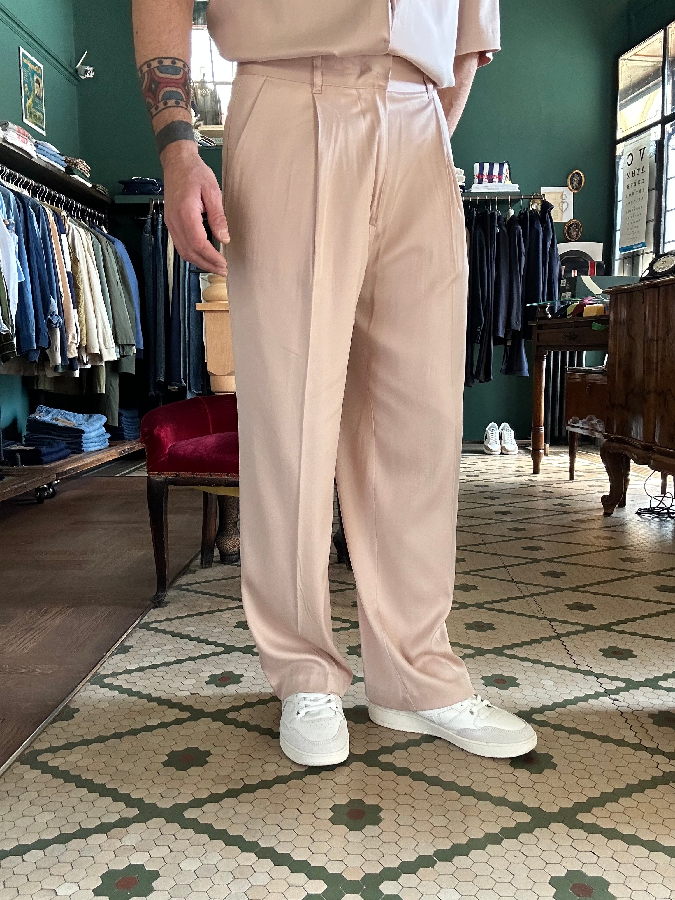 Silky baggy trousers