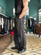 Pantalone con pence regular fit