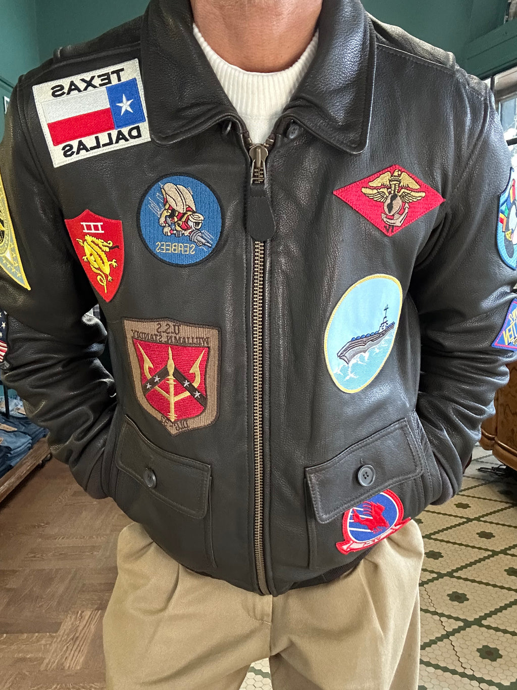 TOP GUN® OFFICIAL SIGNATURE SERIES LEATHER JACKET 1.0 WITH REMOVABLE MOUTON COLLAR