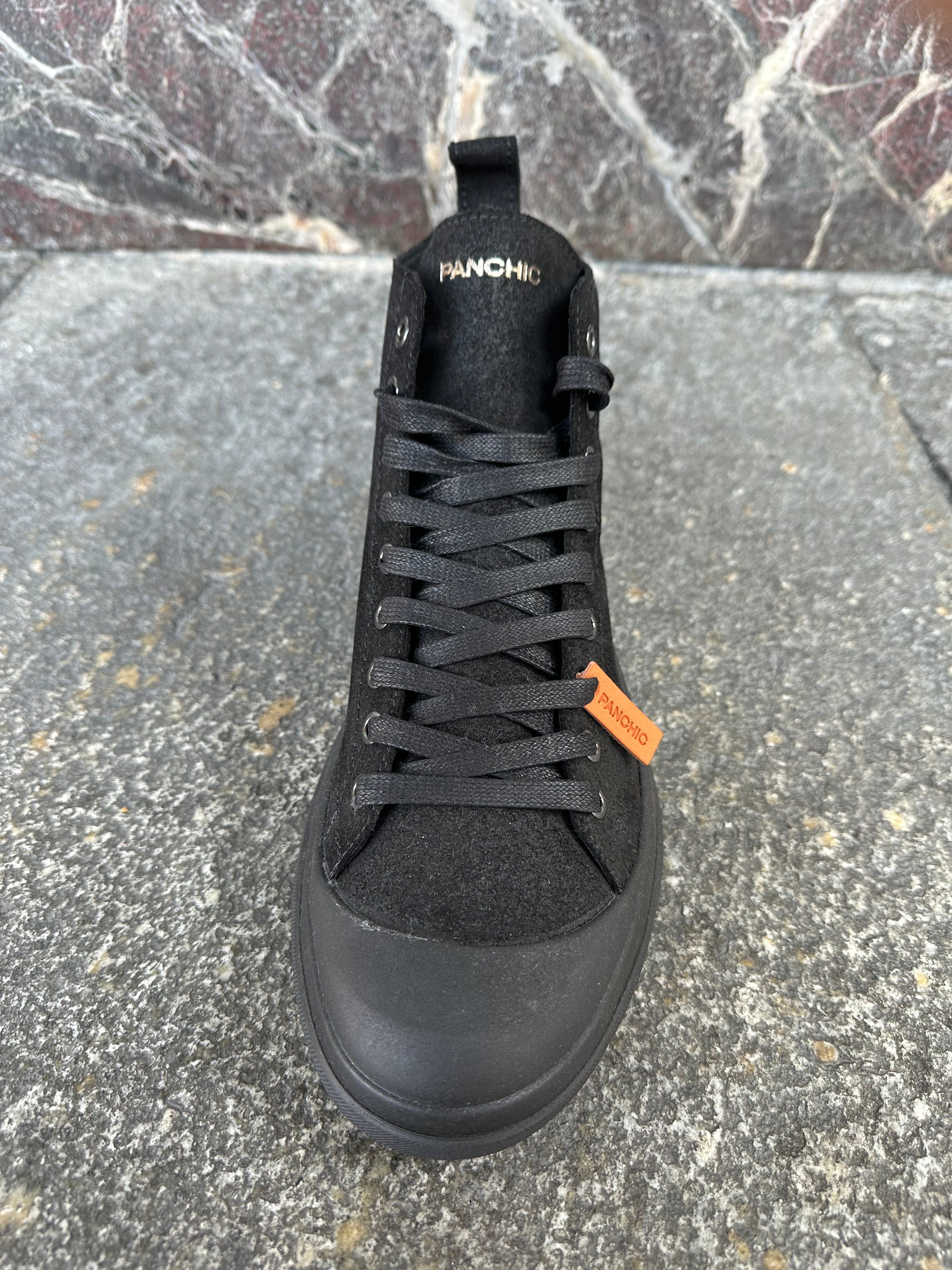 Panachic alte in suede nere