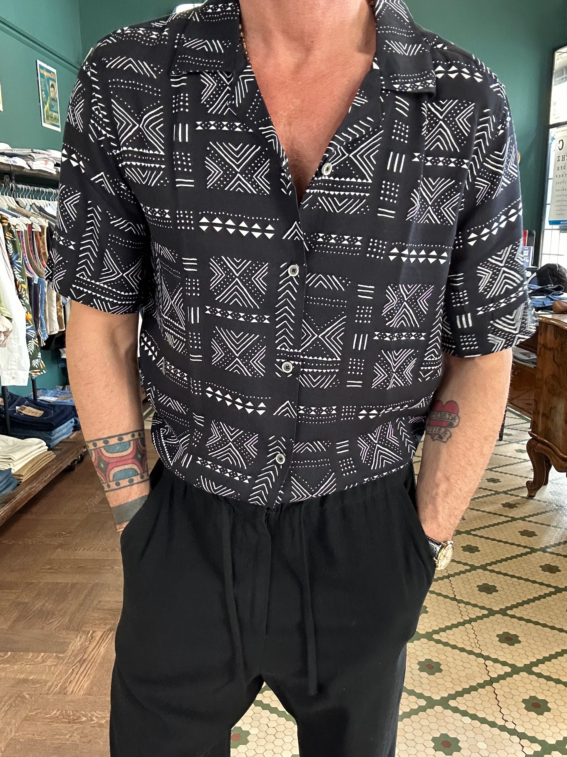 Camicia collo Hawaii fantasia Yonas