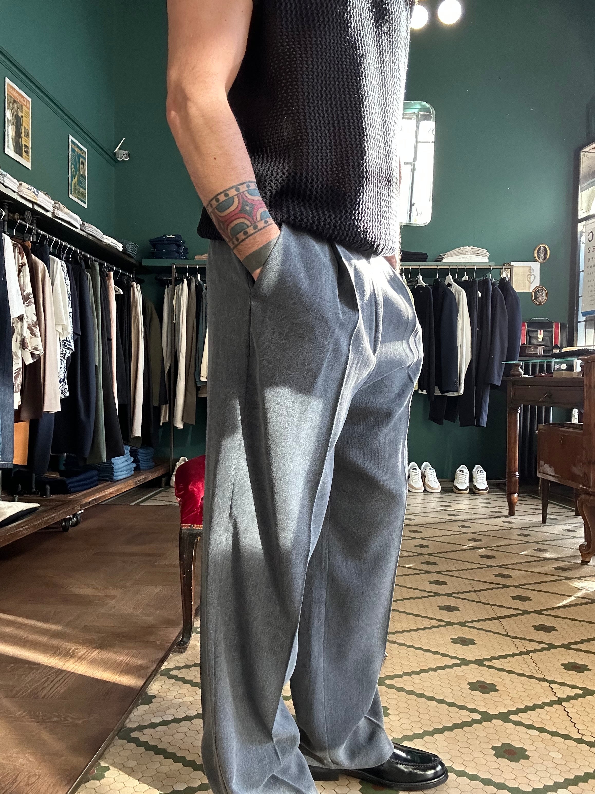 Pantalone con pence lavagna