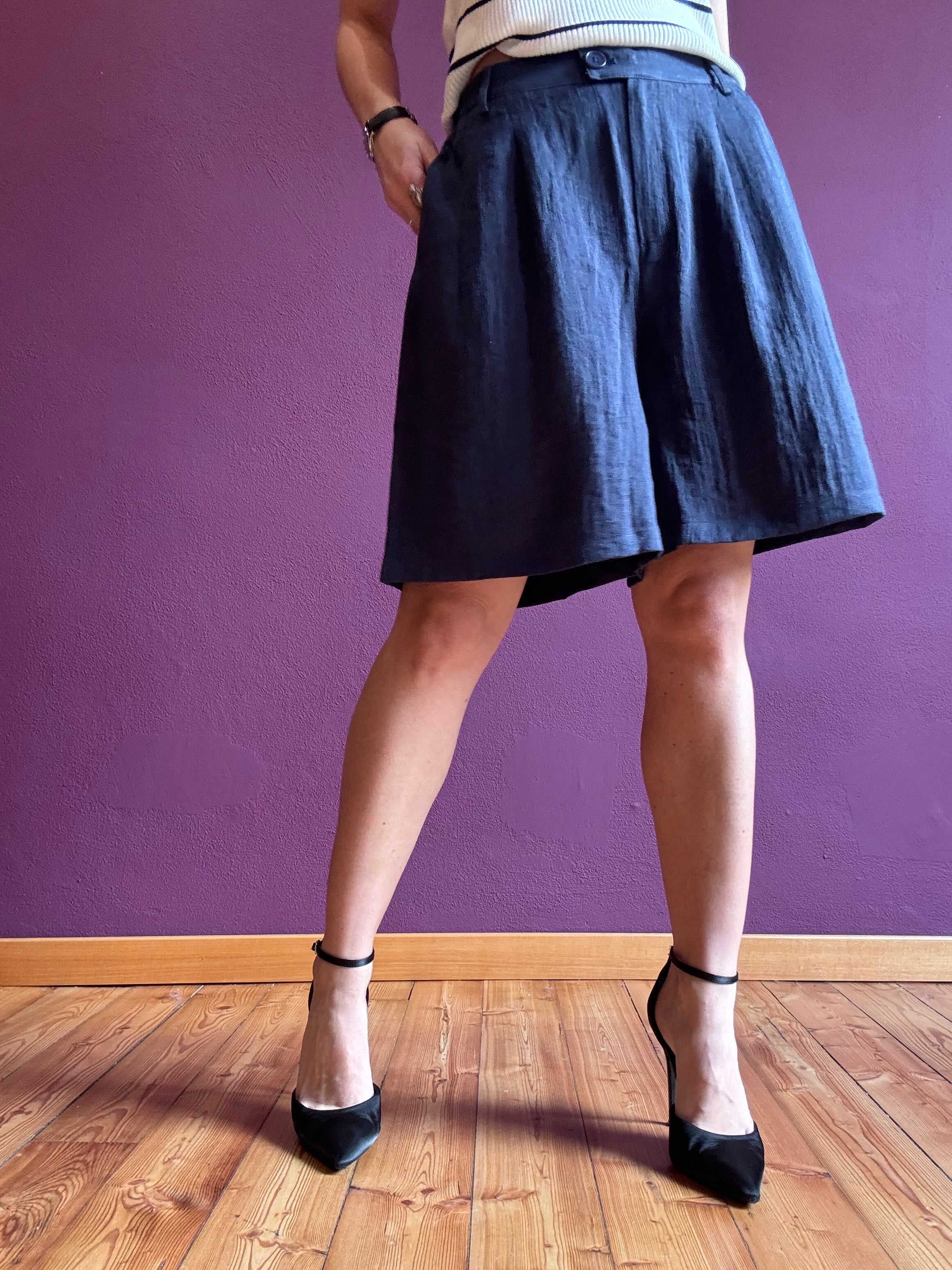 Bermuda con elastico in vita effetto lino blu