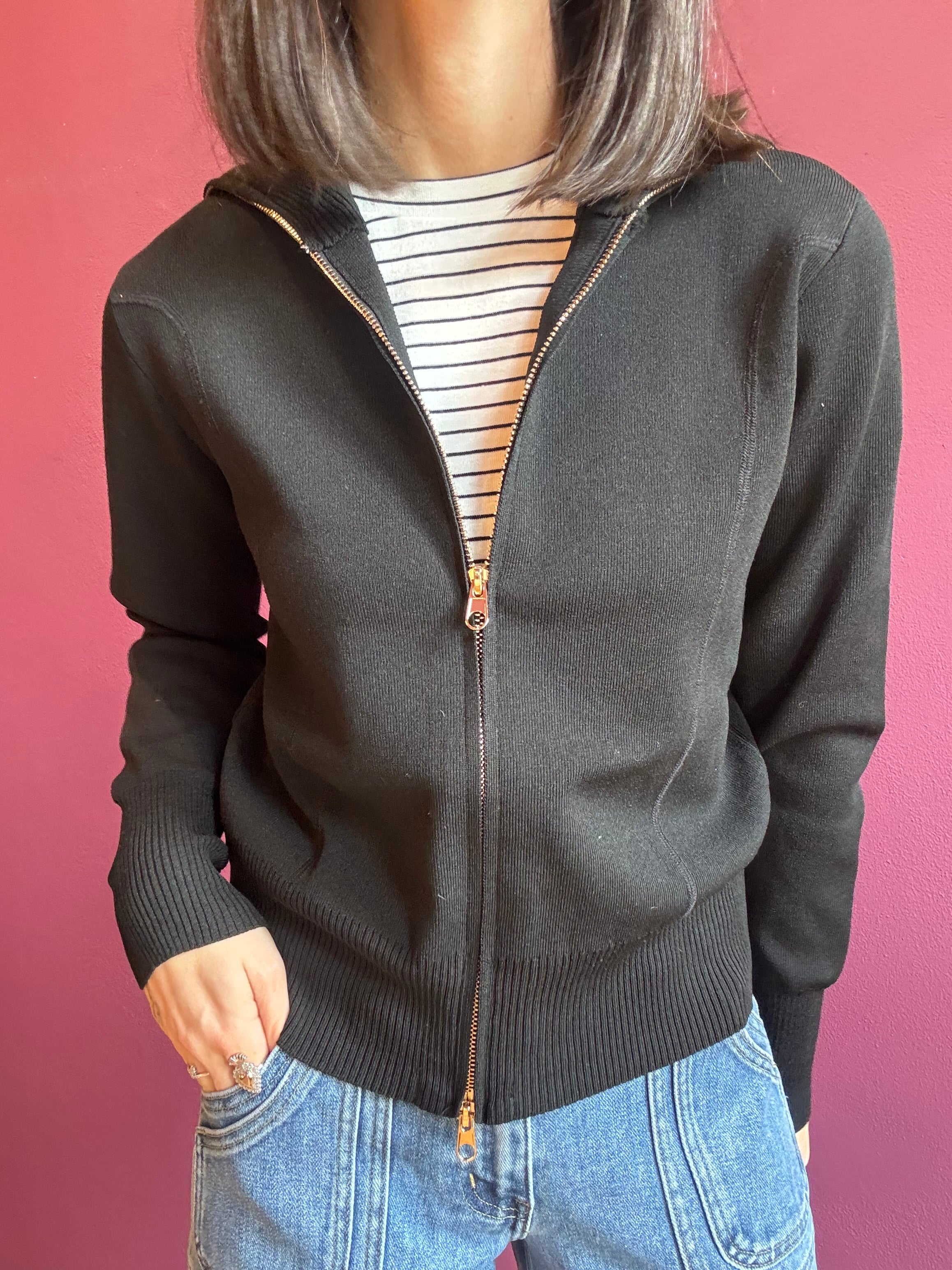 Schwarzes Sweatshirt mit Reißverschluss