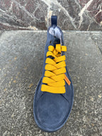 Panachic alte in suede blu scuro e giallo