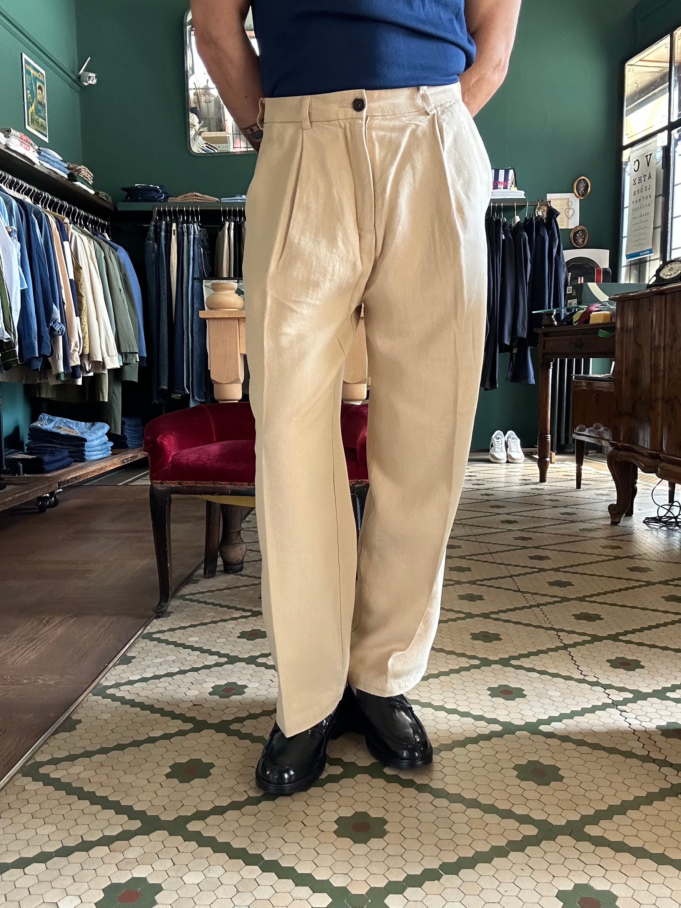Linen blend oversized trousers with pleats