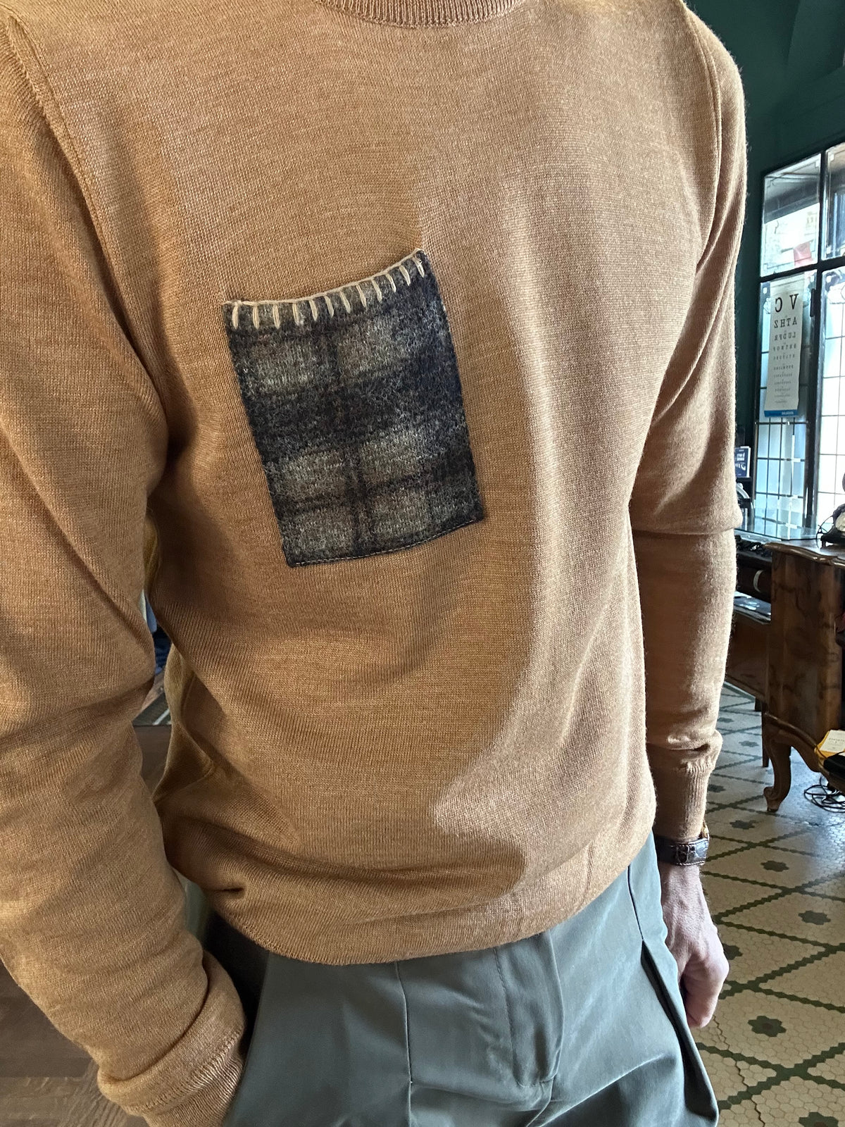 Maglione Koon girocollo con taschino misto lana