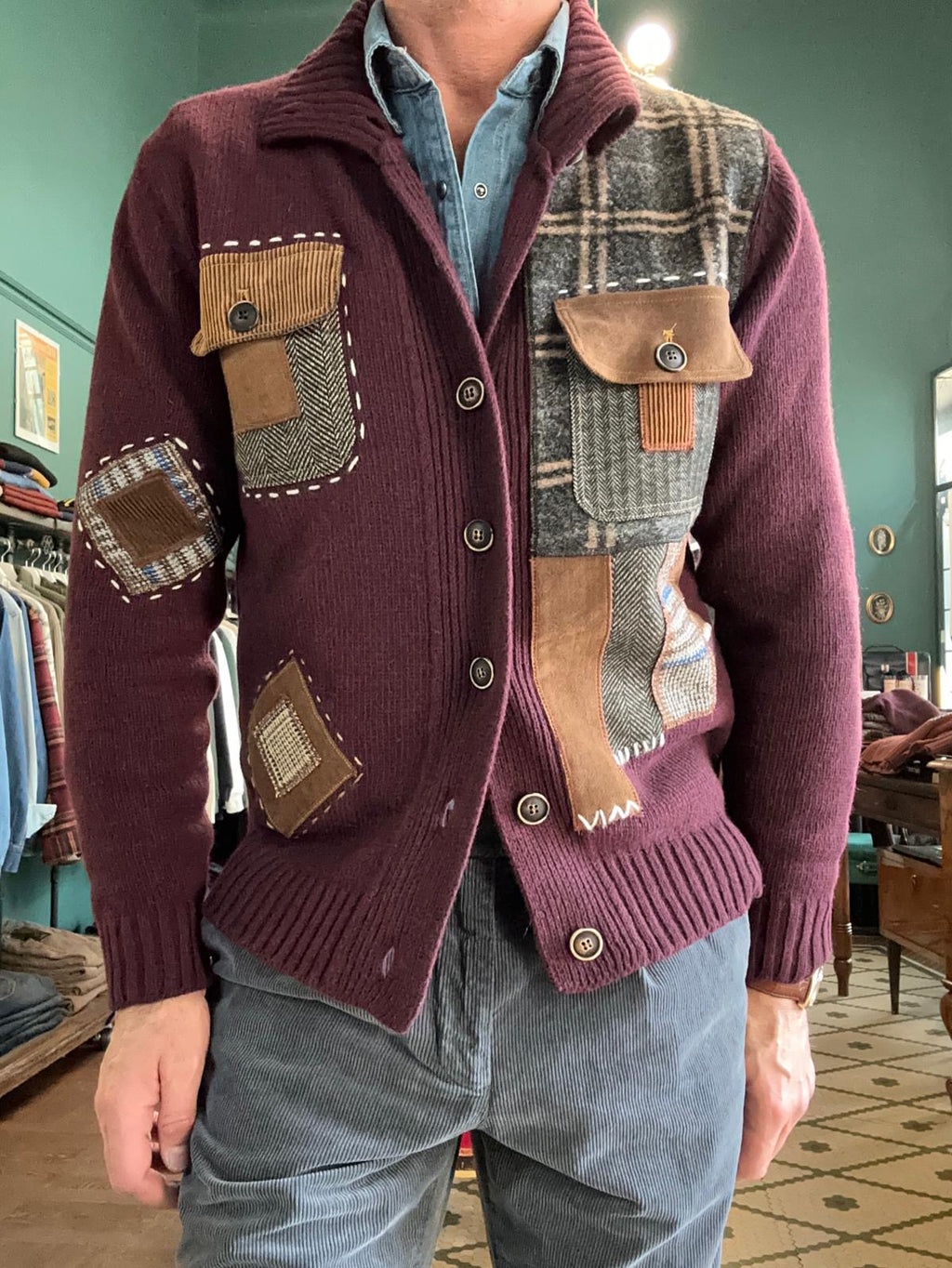 Cardigan in lana con patch