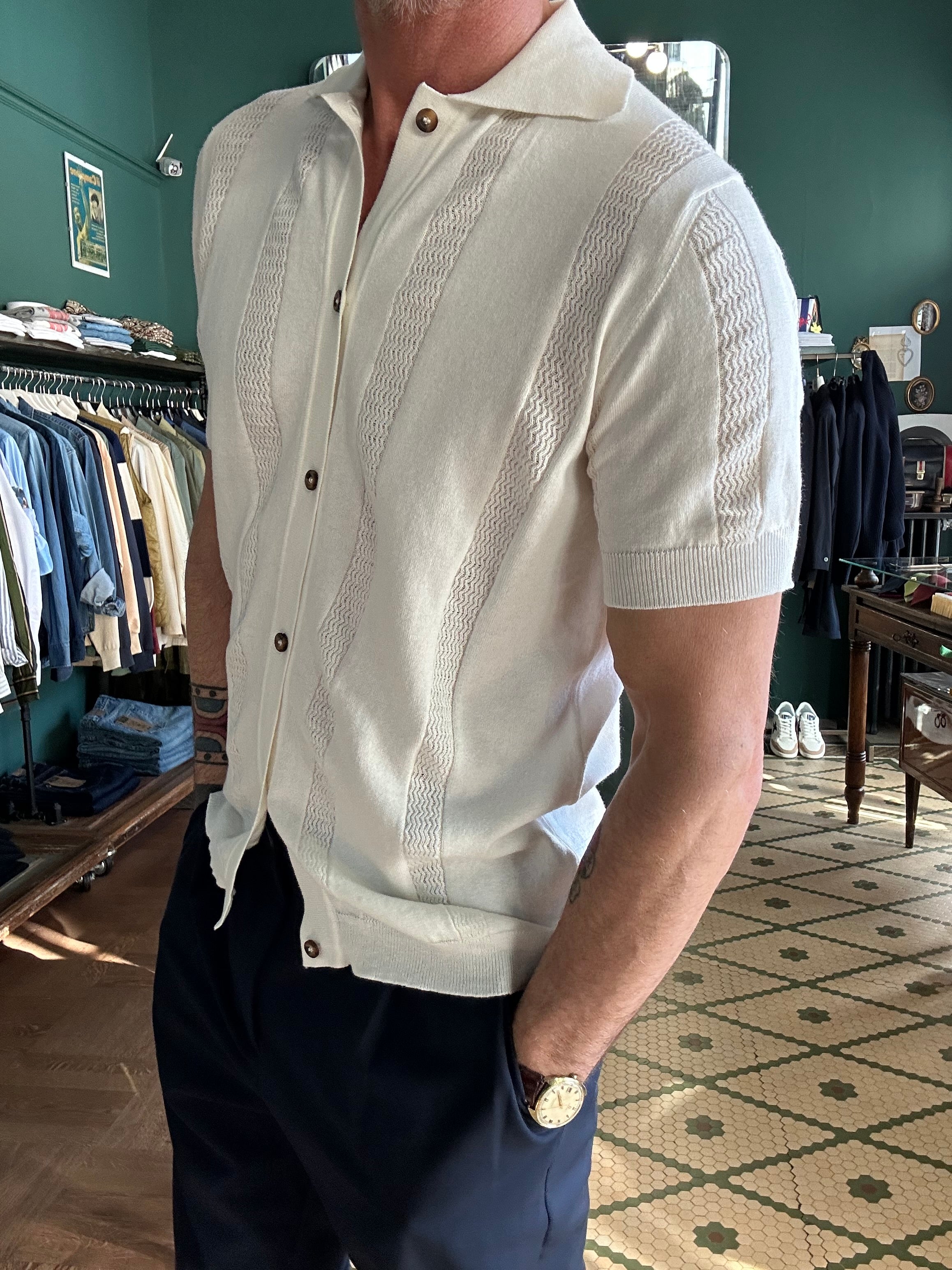 Polo camicia con ricami panna