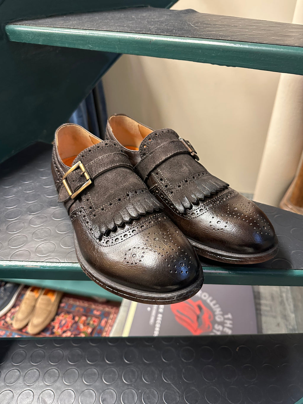 Scarpa morea con fibia e frange