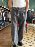 Jeans over tasca america