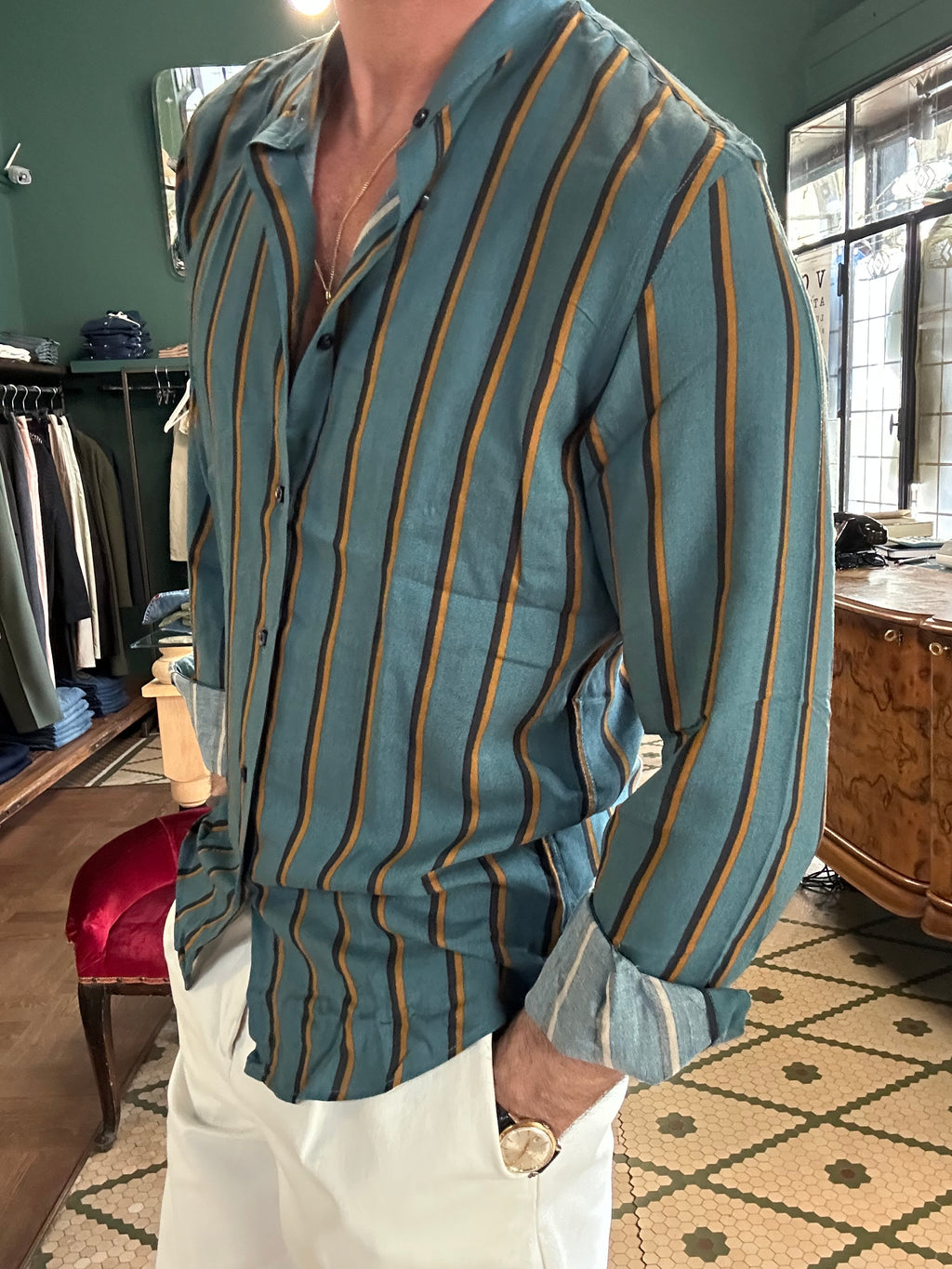 Camicia coreana a righe