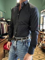 Koon shirt in stretch poplin with contrasting buttons