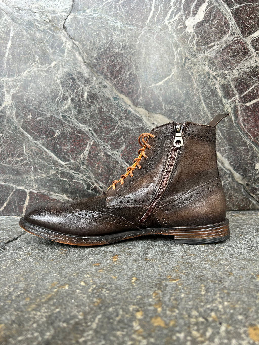 stivaletto stringato in vitello e suede testa di moro