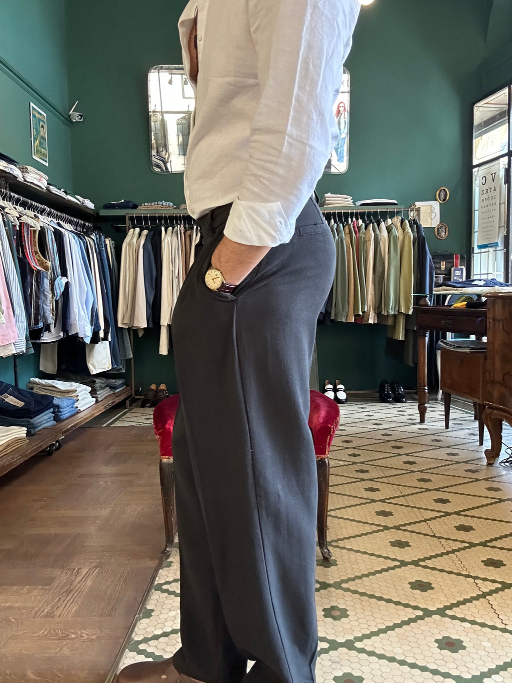 Linen blend oversized trousers with pleats