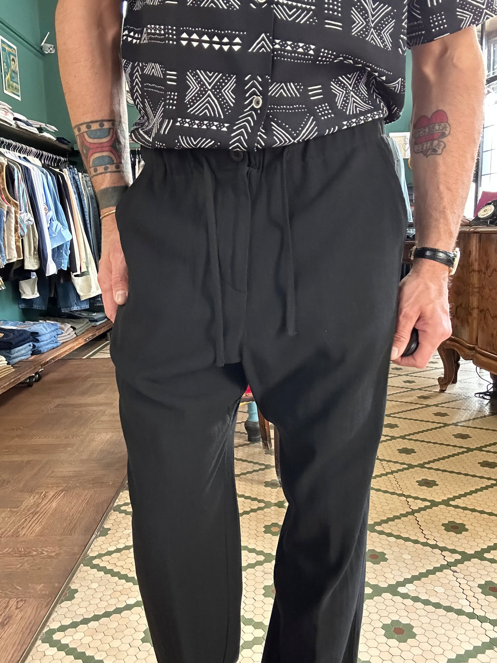 Pantalaccio regular fit cotone lino nero