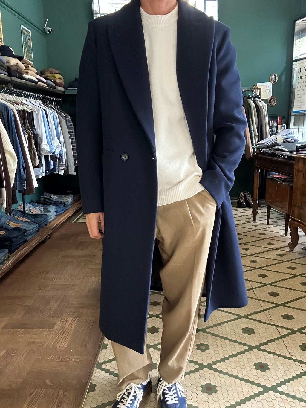 Cappotto con rever a lancia