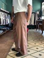 Pantalone loose fit con pence in misto Lino