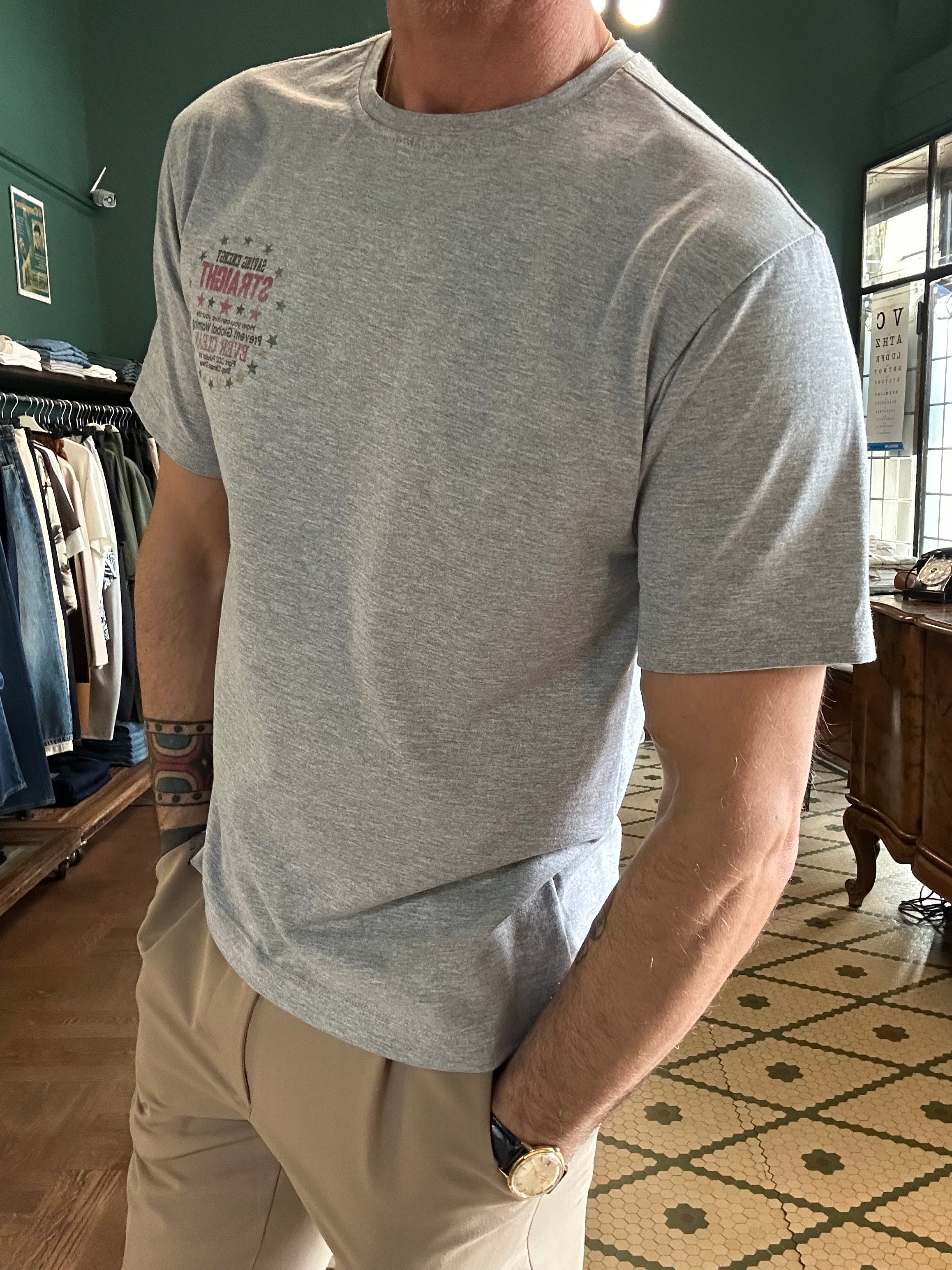 T-shirt koon grigia “respect nature”