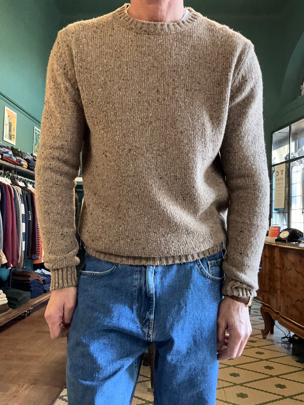 Maglione girocollo bottonato in misto lana