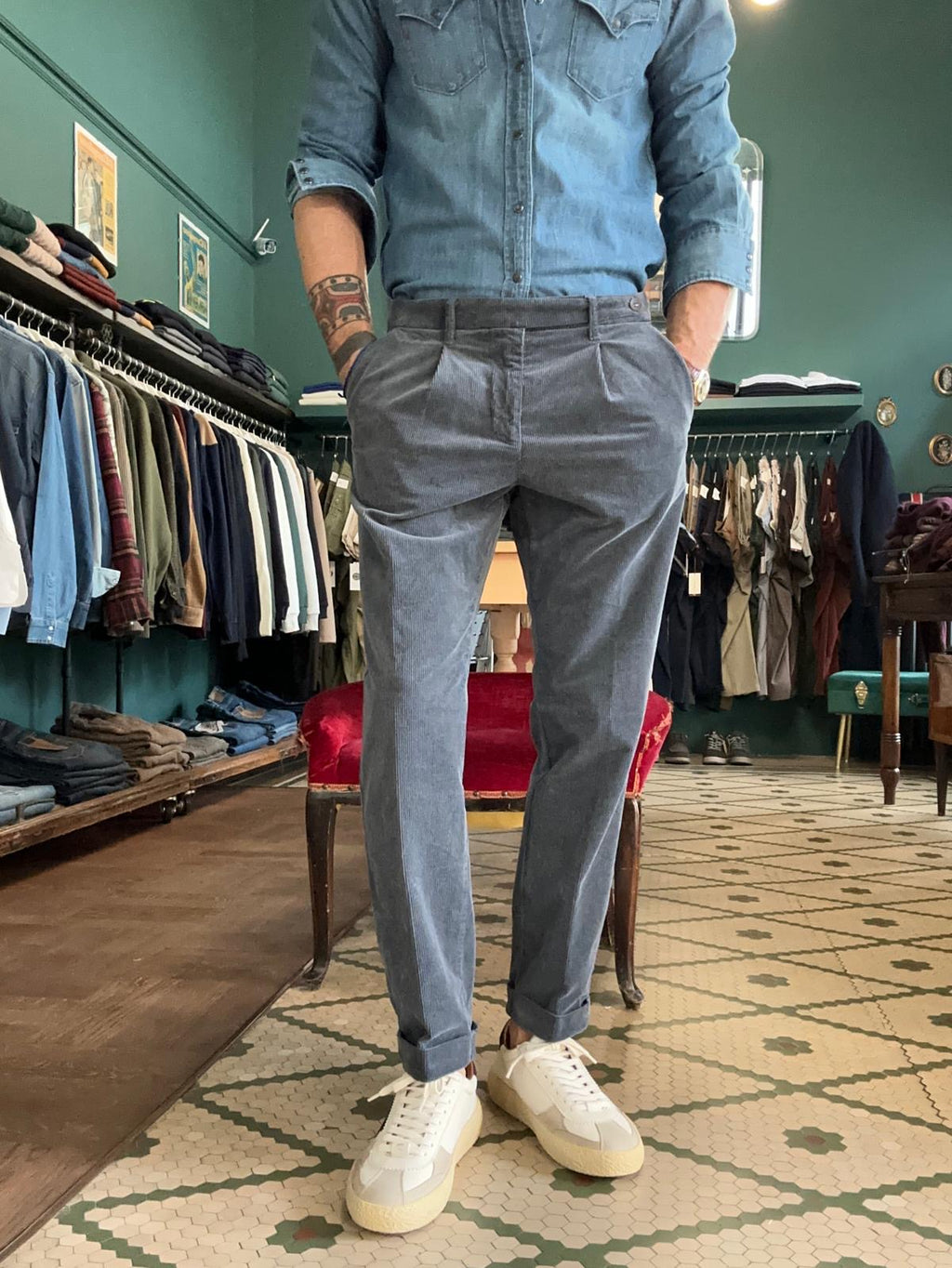 Pantaloni “Lion” in velluto mille righe