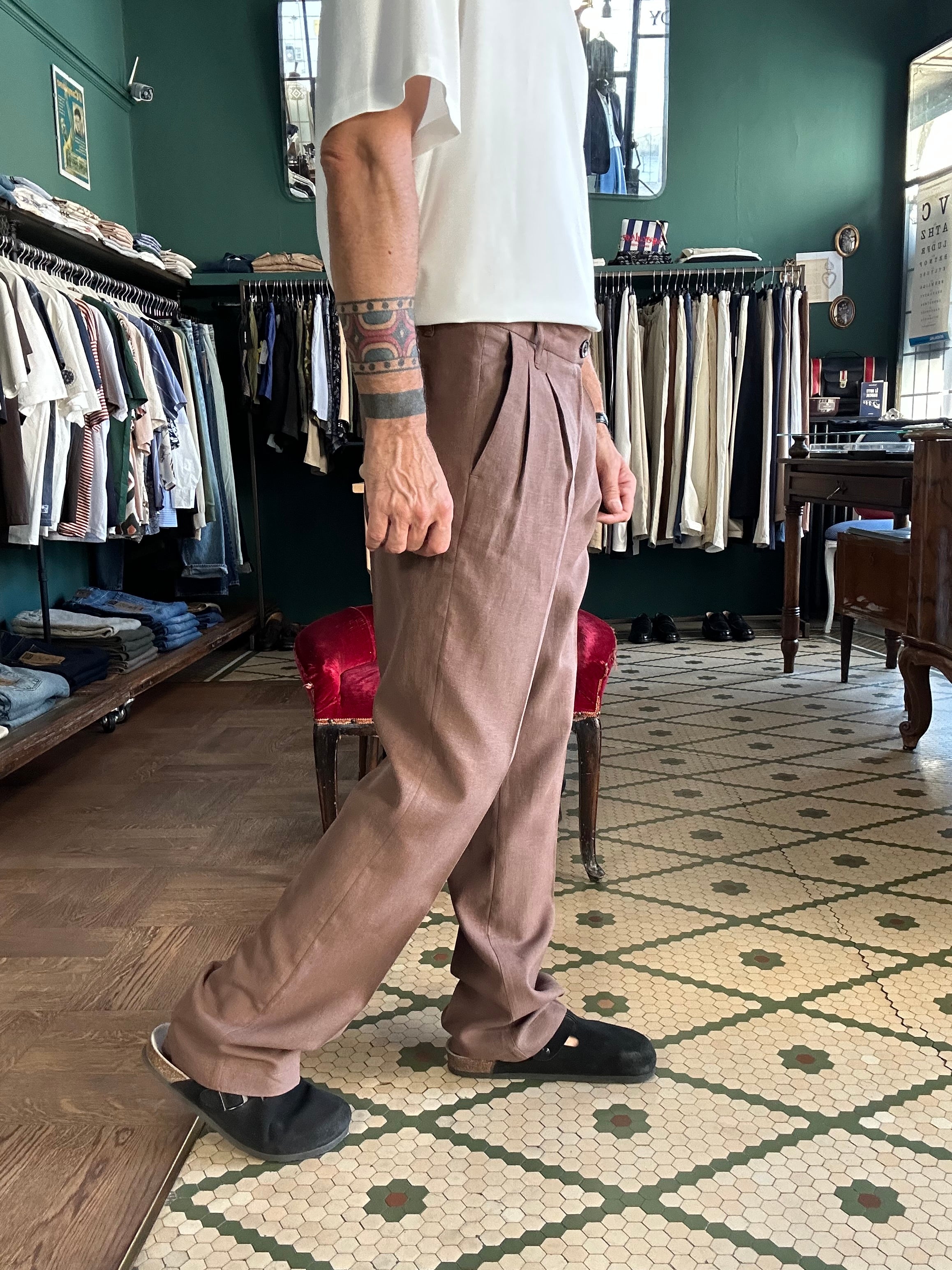 Pantalone con pence regular fit misto lino