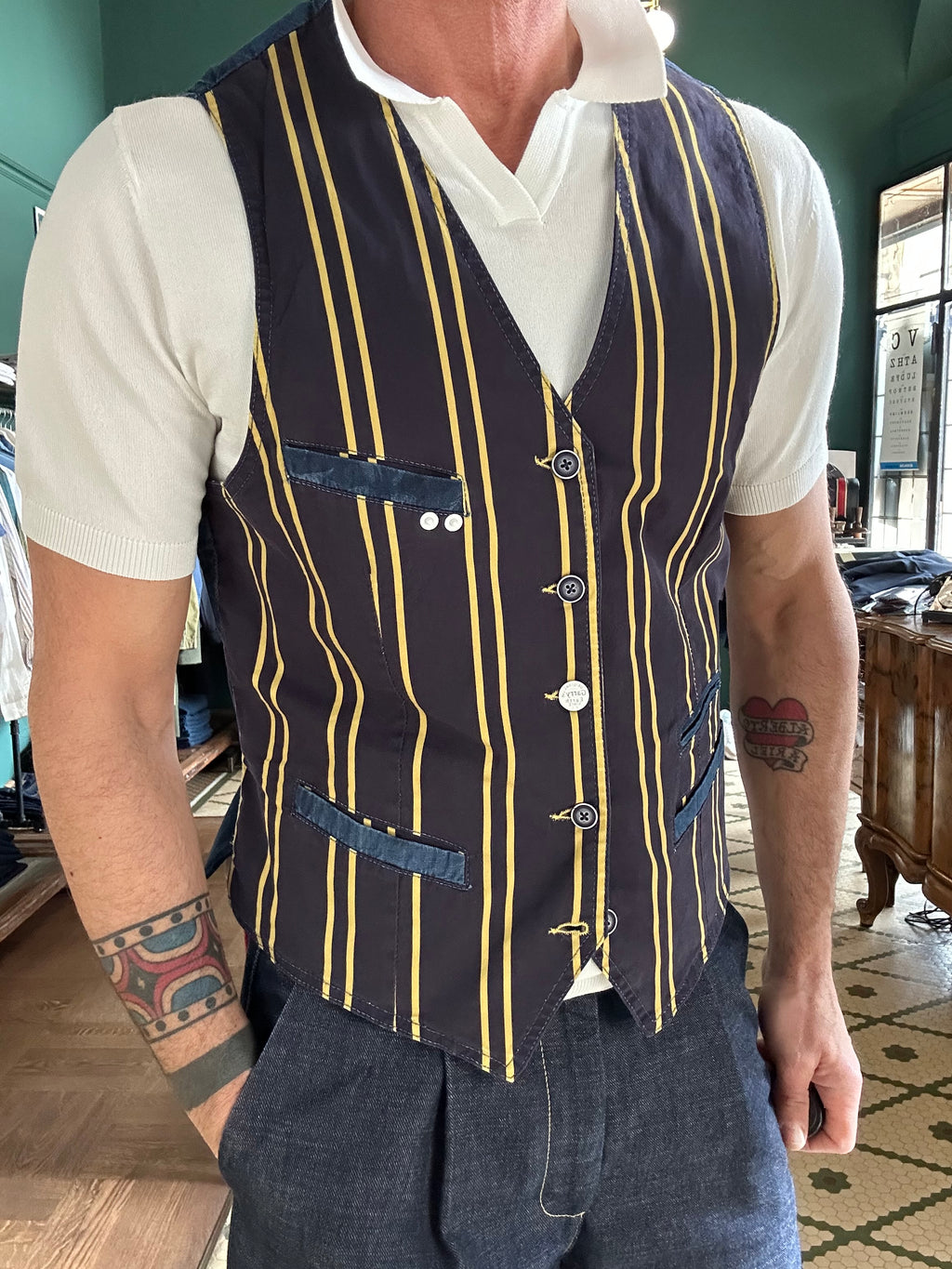 Garry's Earth striped yellow gilet
