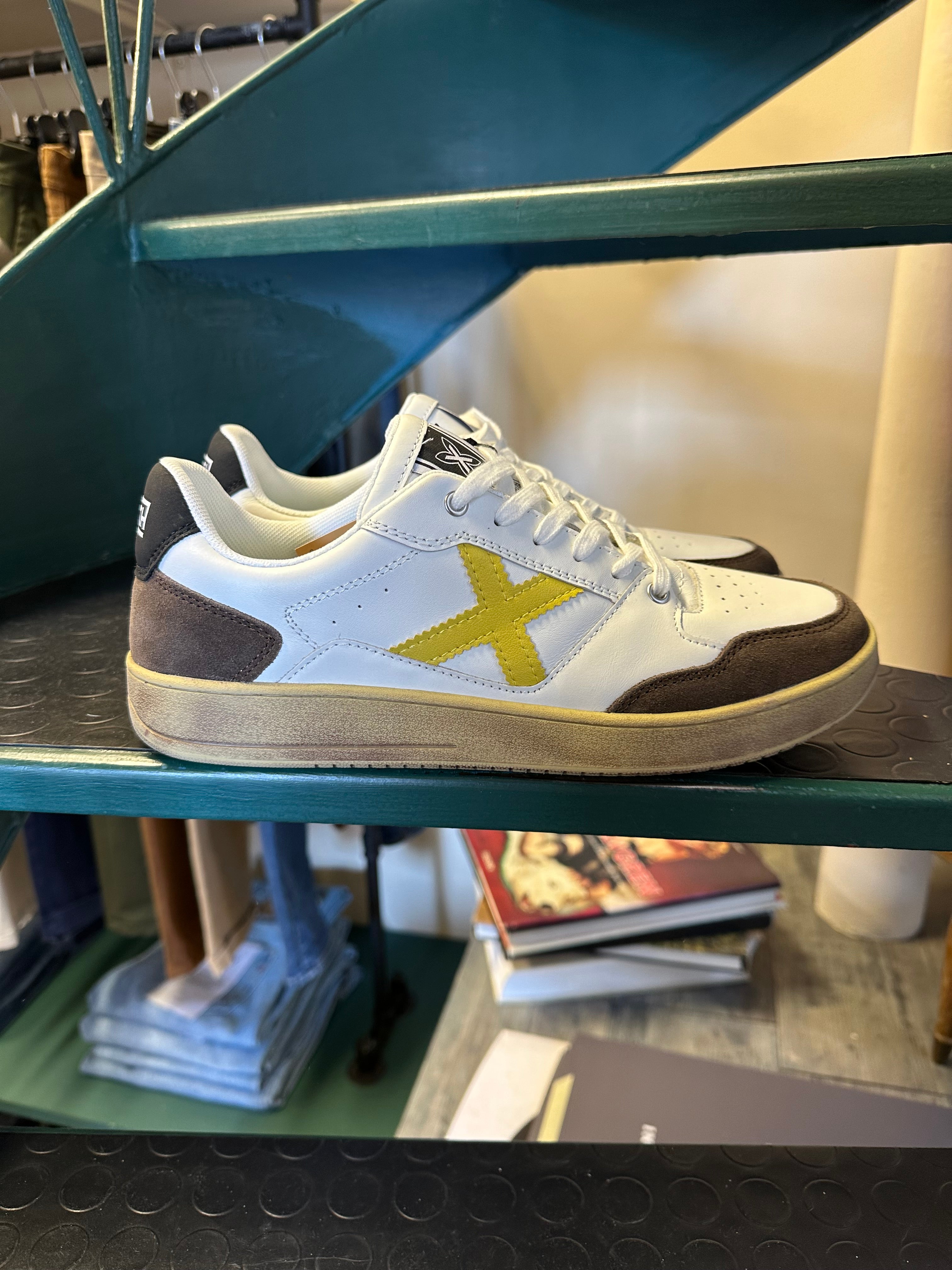 Munich legit Man vintage