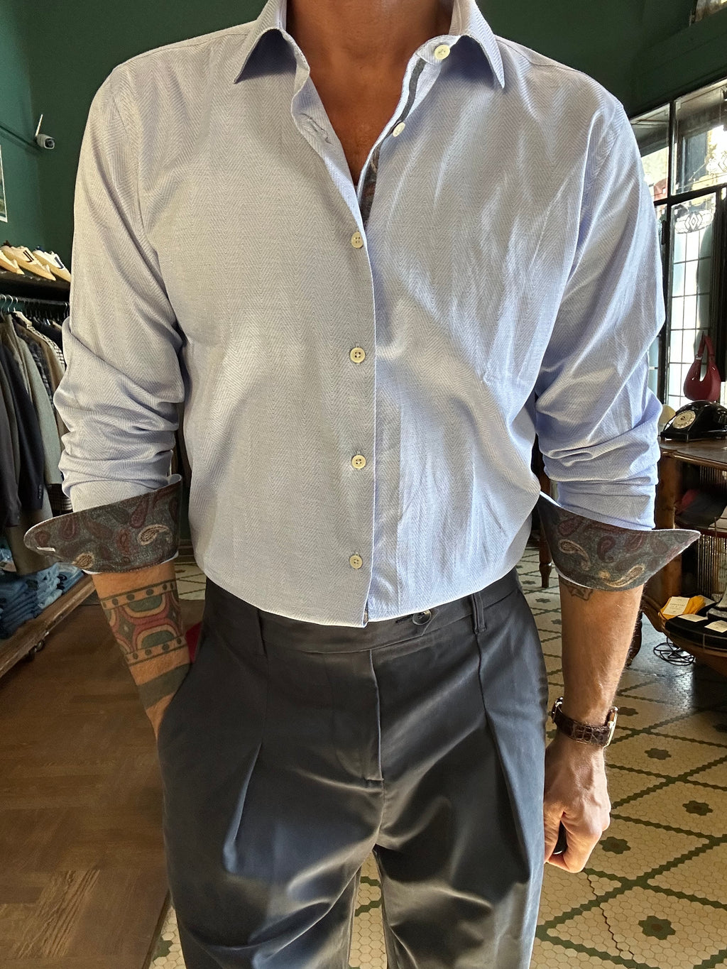Camicia herringbone con dettagli