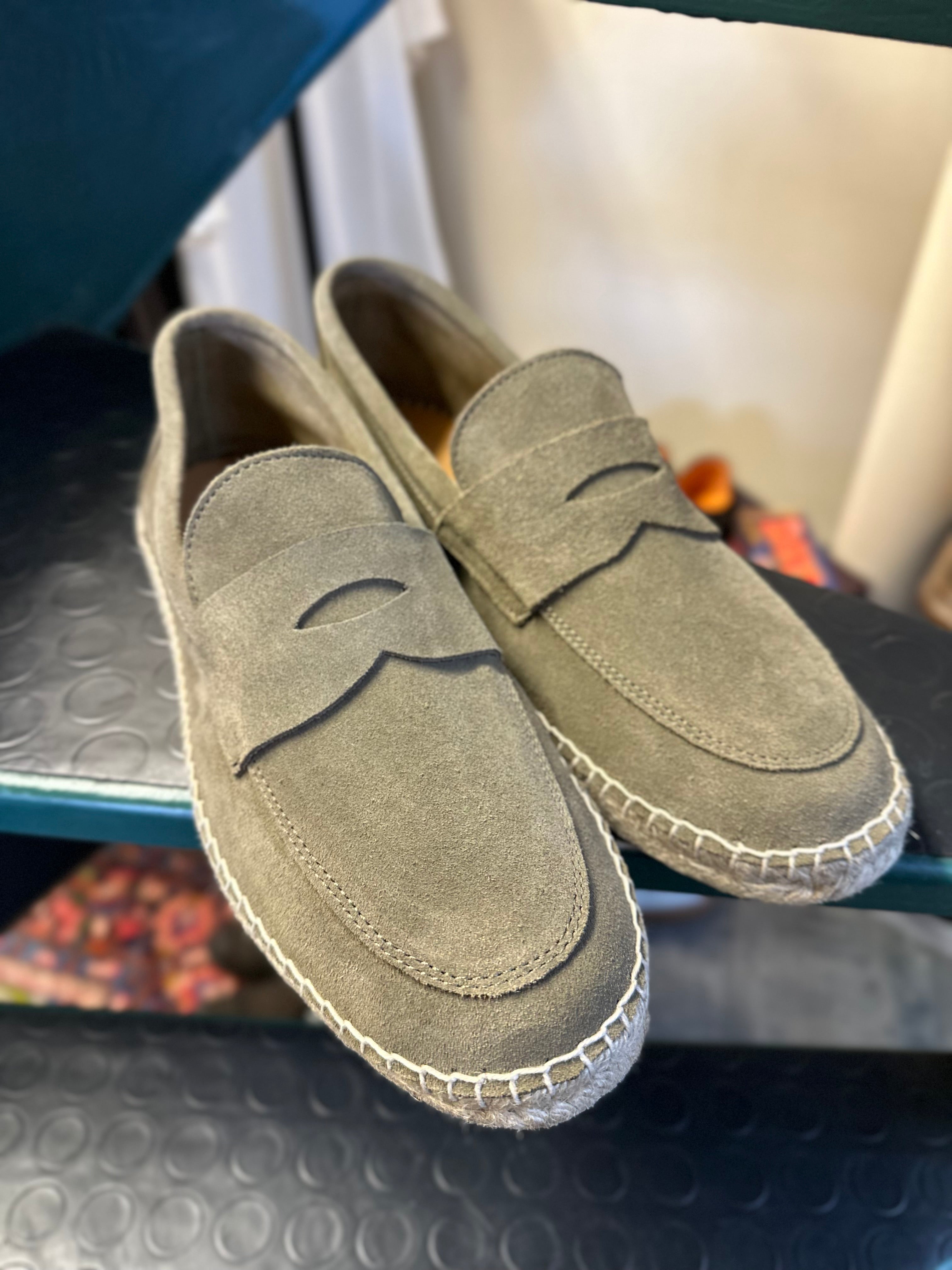 Suede boat moccasin