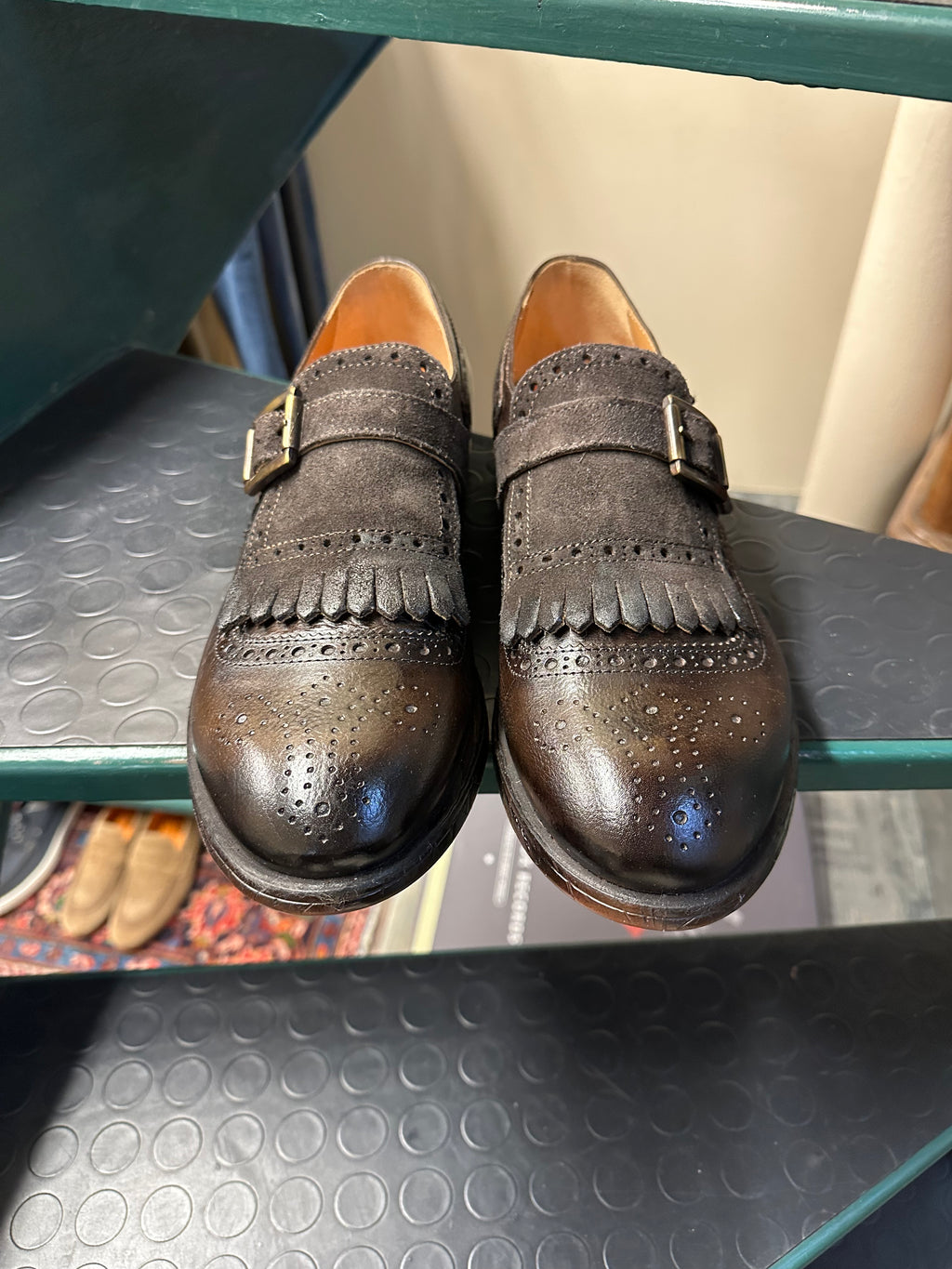 Scarpa morea con fibia e frange