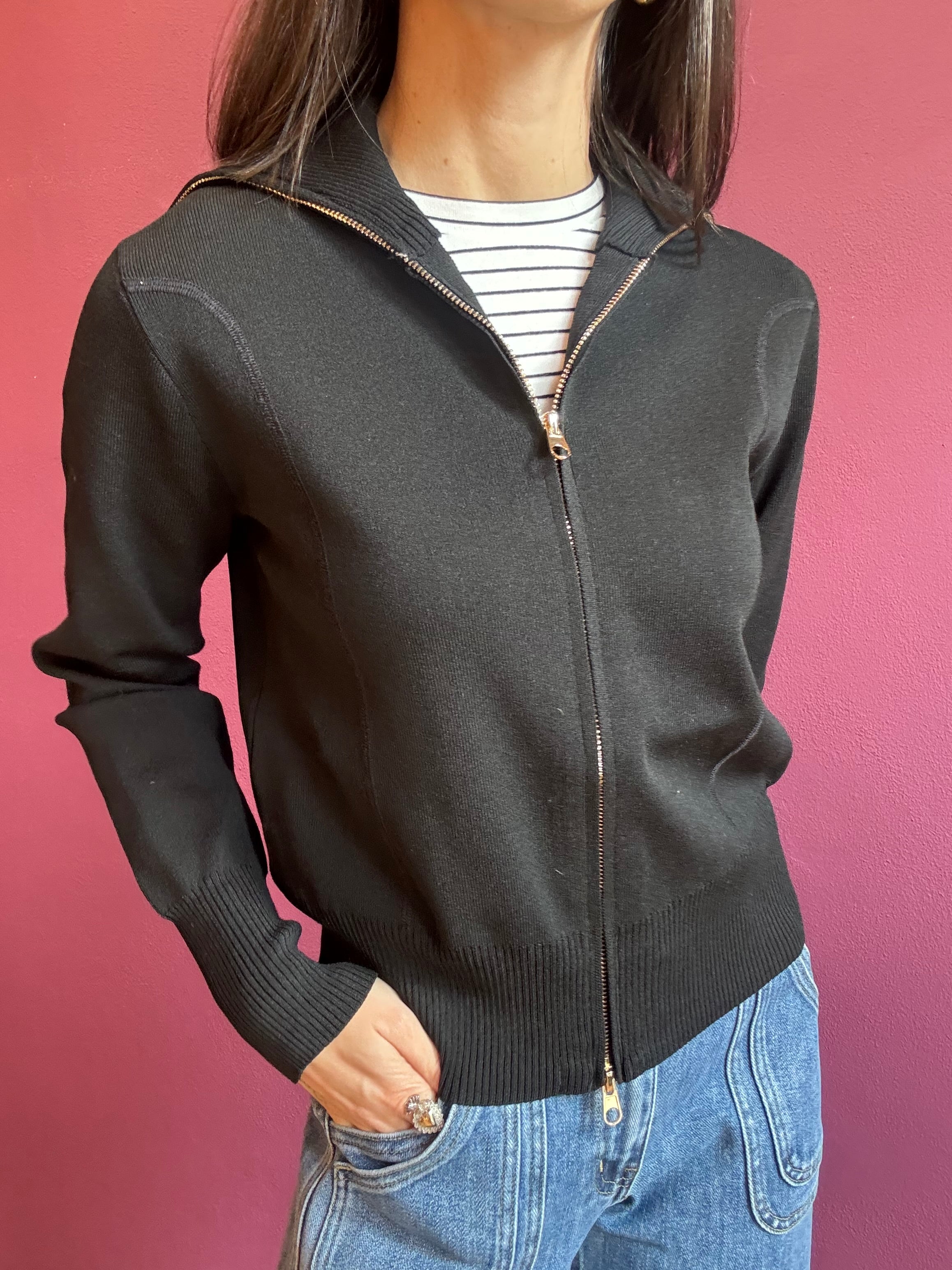 Schwarzes Sweatshirt mit Reißverschluss