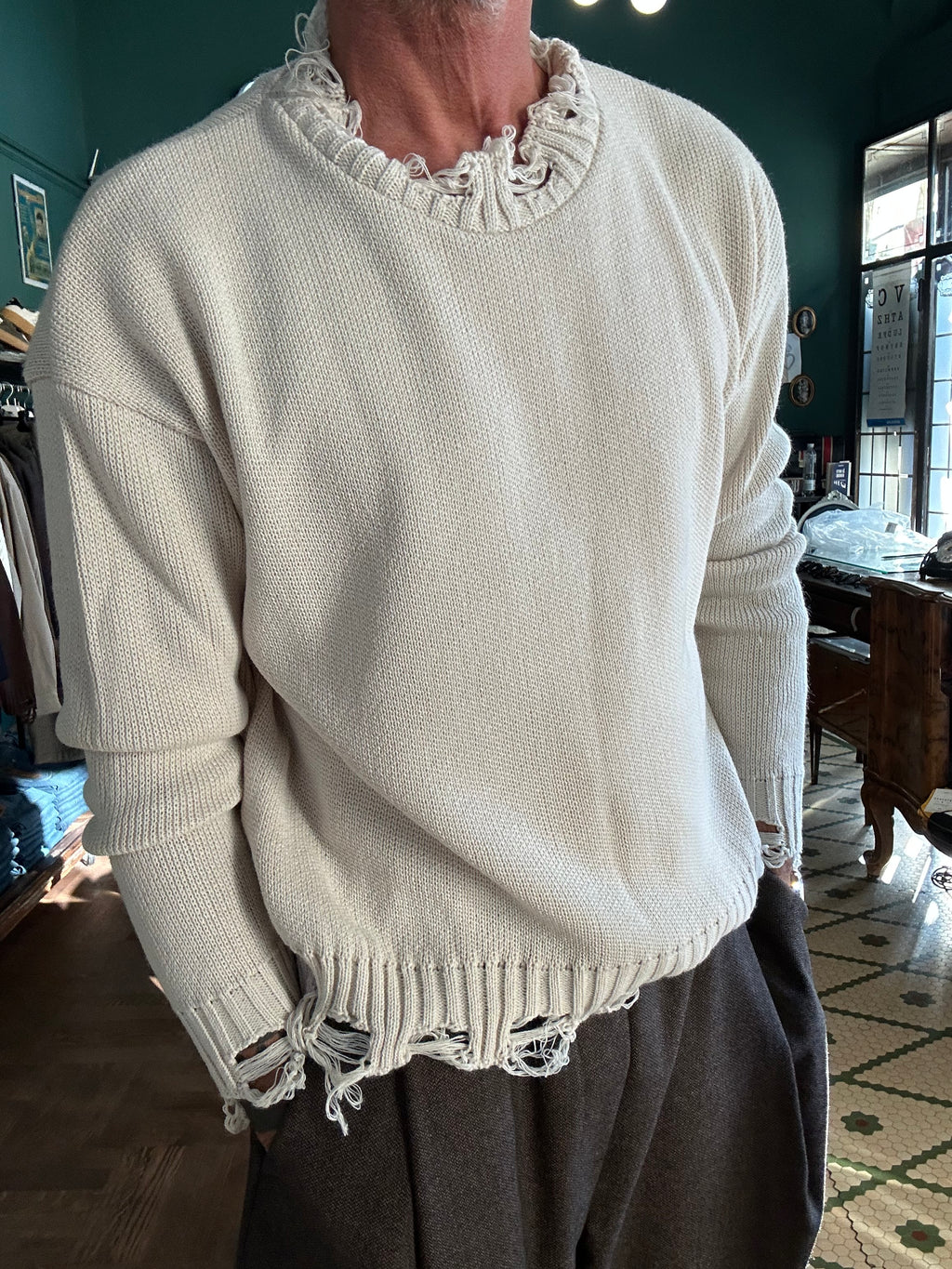 Maglione con rotture misto lana