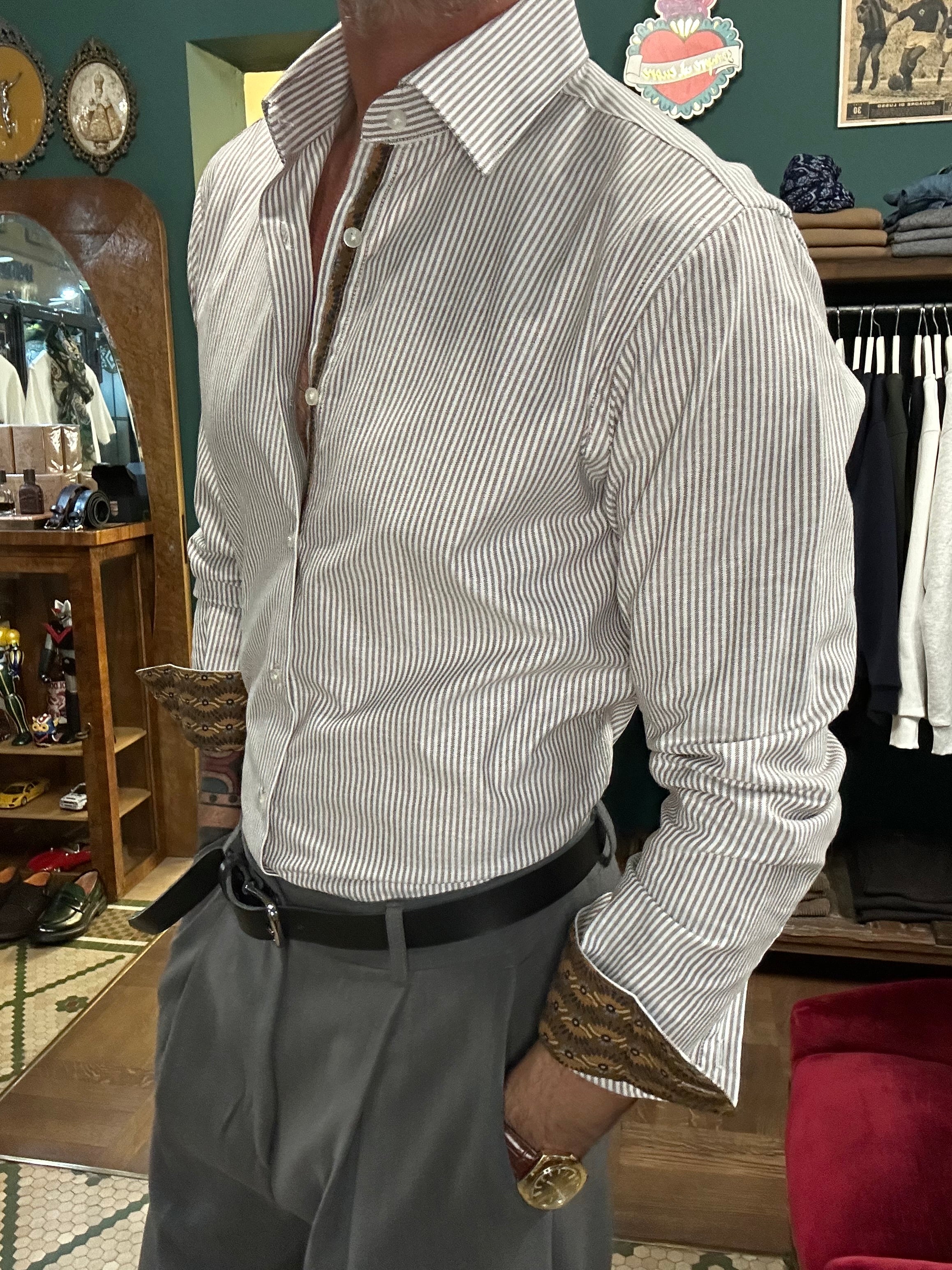 Striped shirt with contrasting trim and cuff