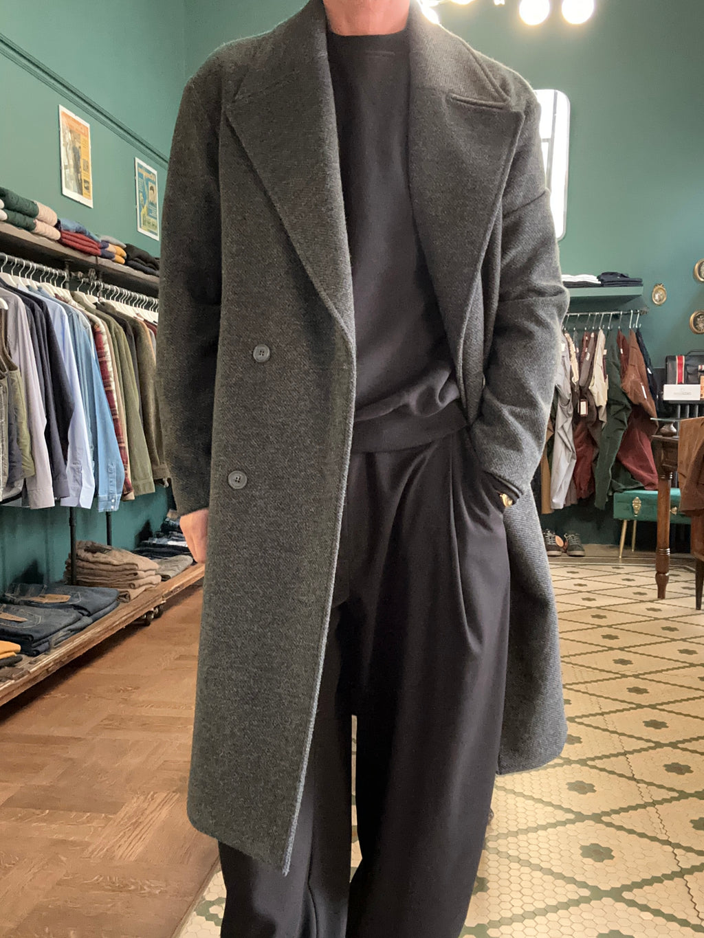 Cappotto doppiopetto oversize grigio