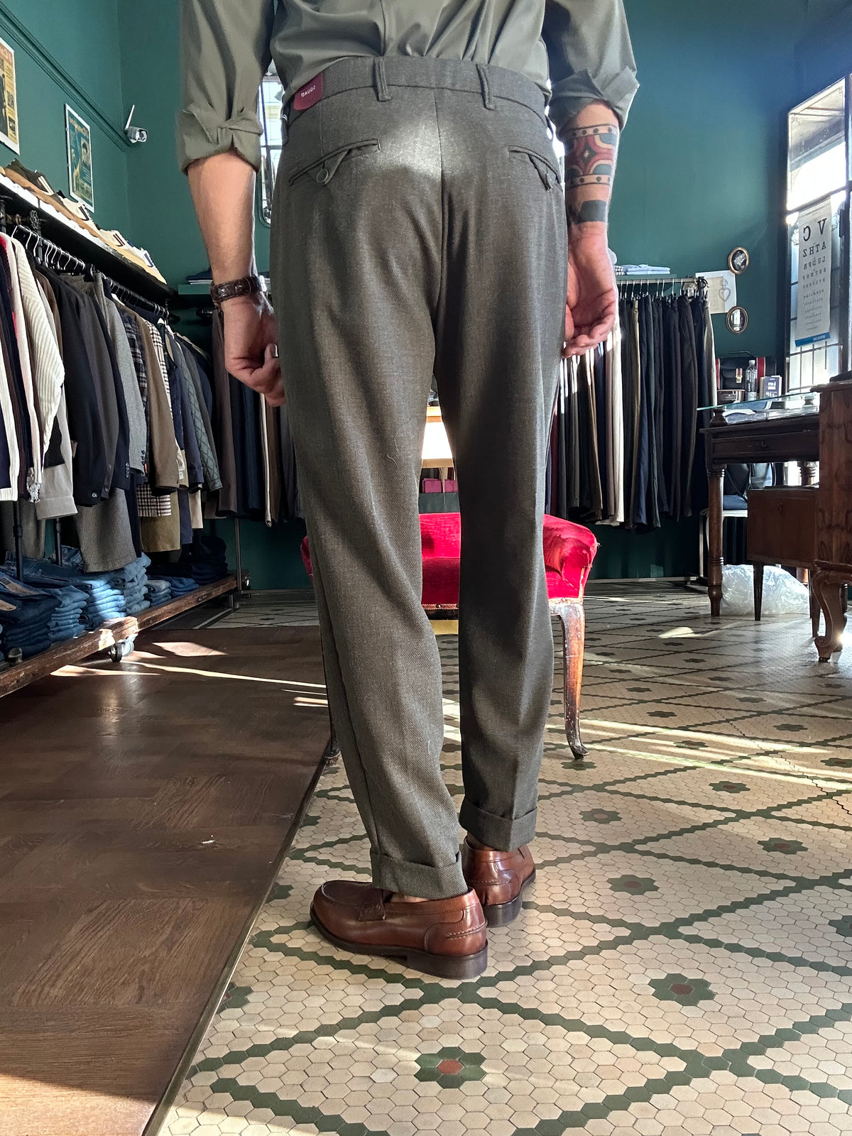 Pantalone Bristol con elastico laterale