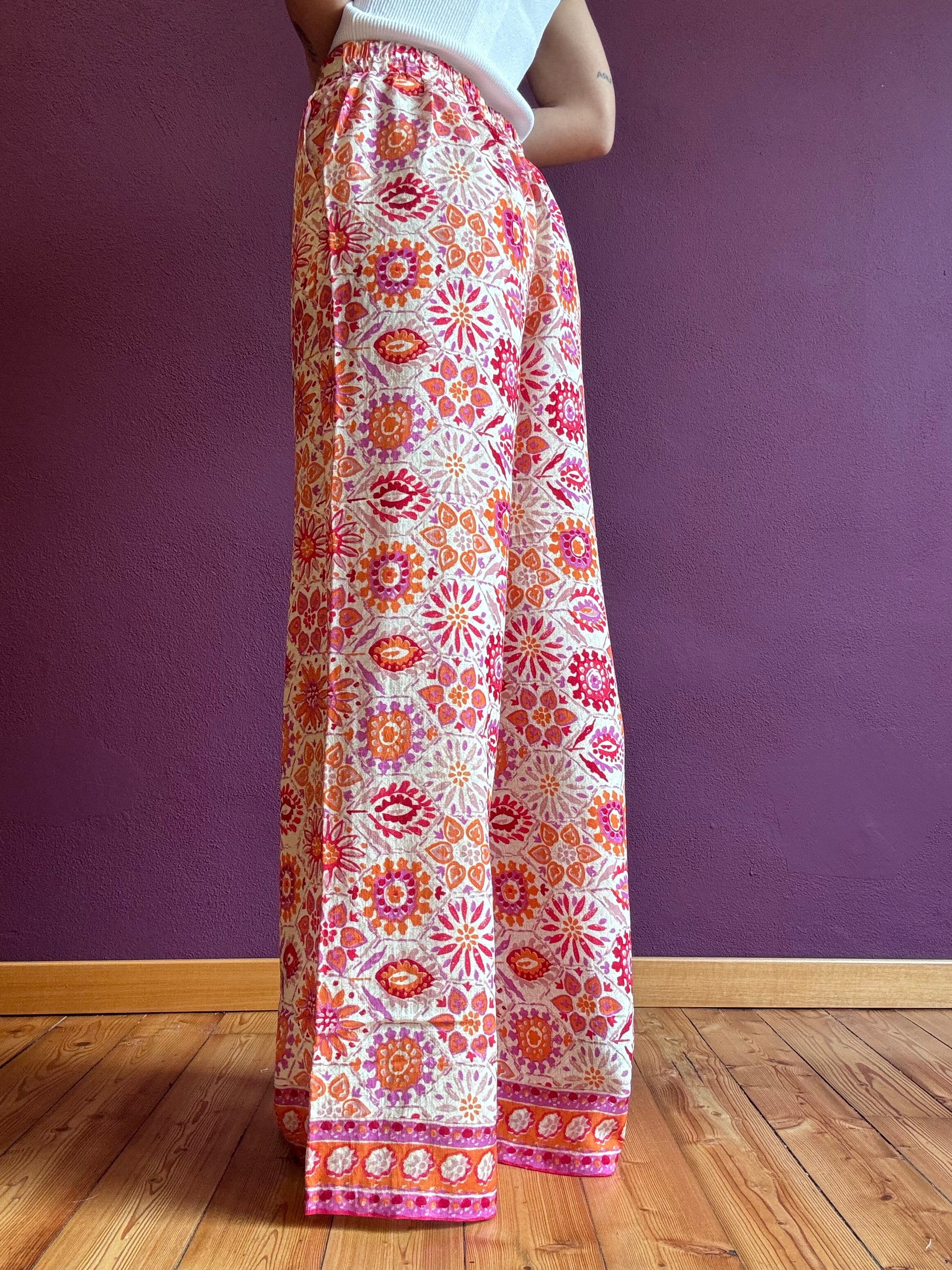 Pantalone melissa in fantasia con elastico in vita