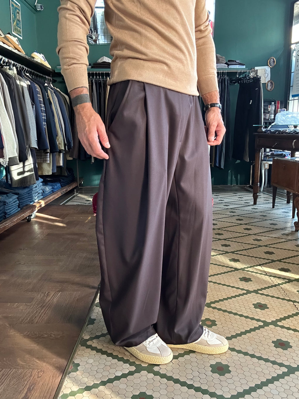 Pantalone modello Japan Made in Italy