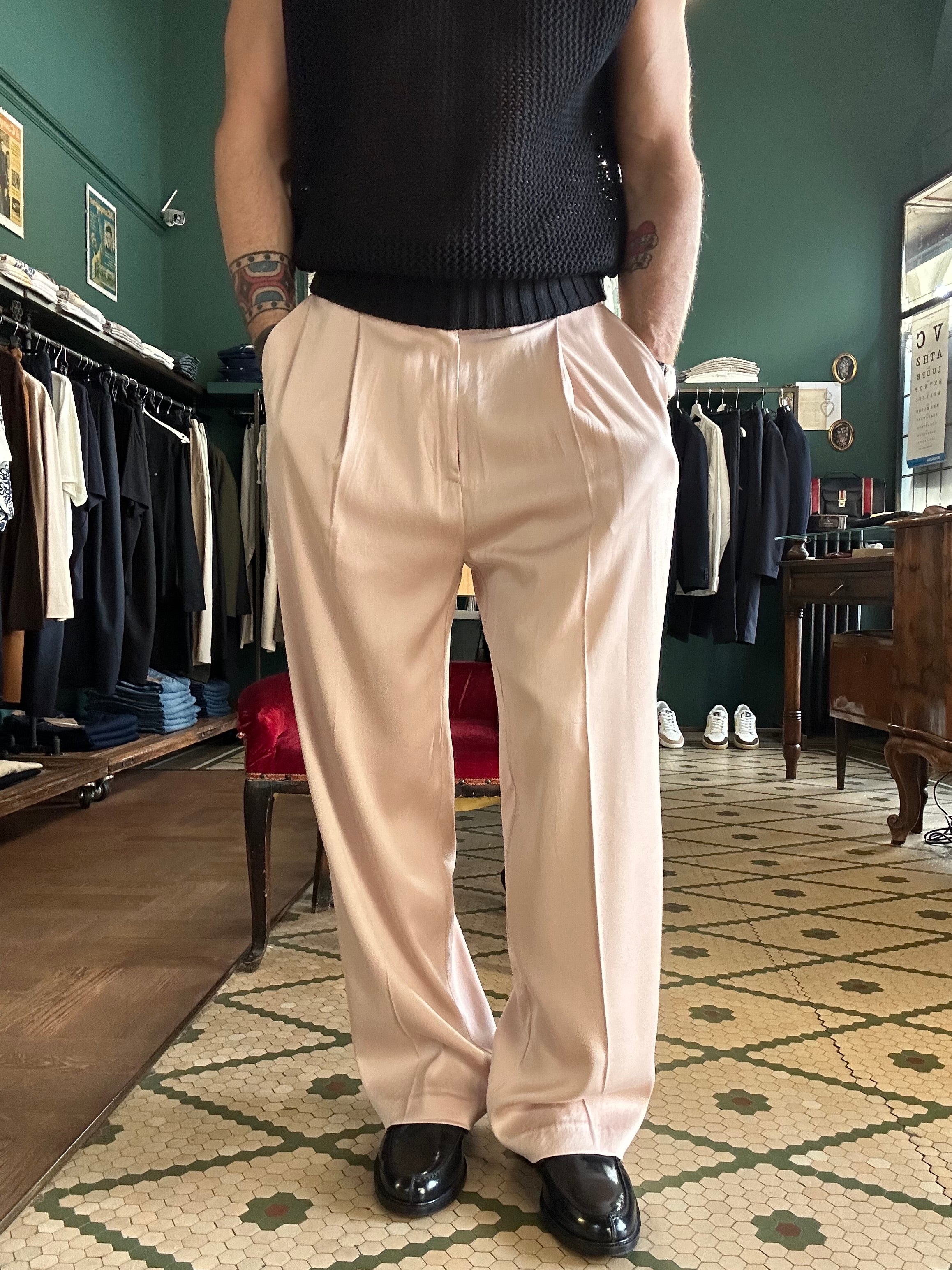 Pantalone baggy effetto seta