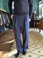 Pantalone loose fit con pence