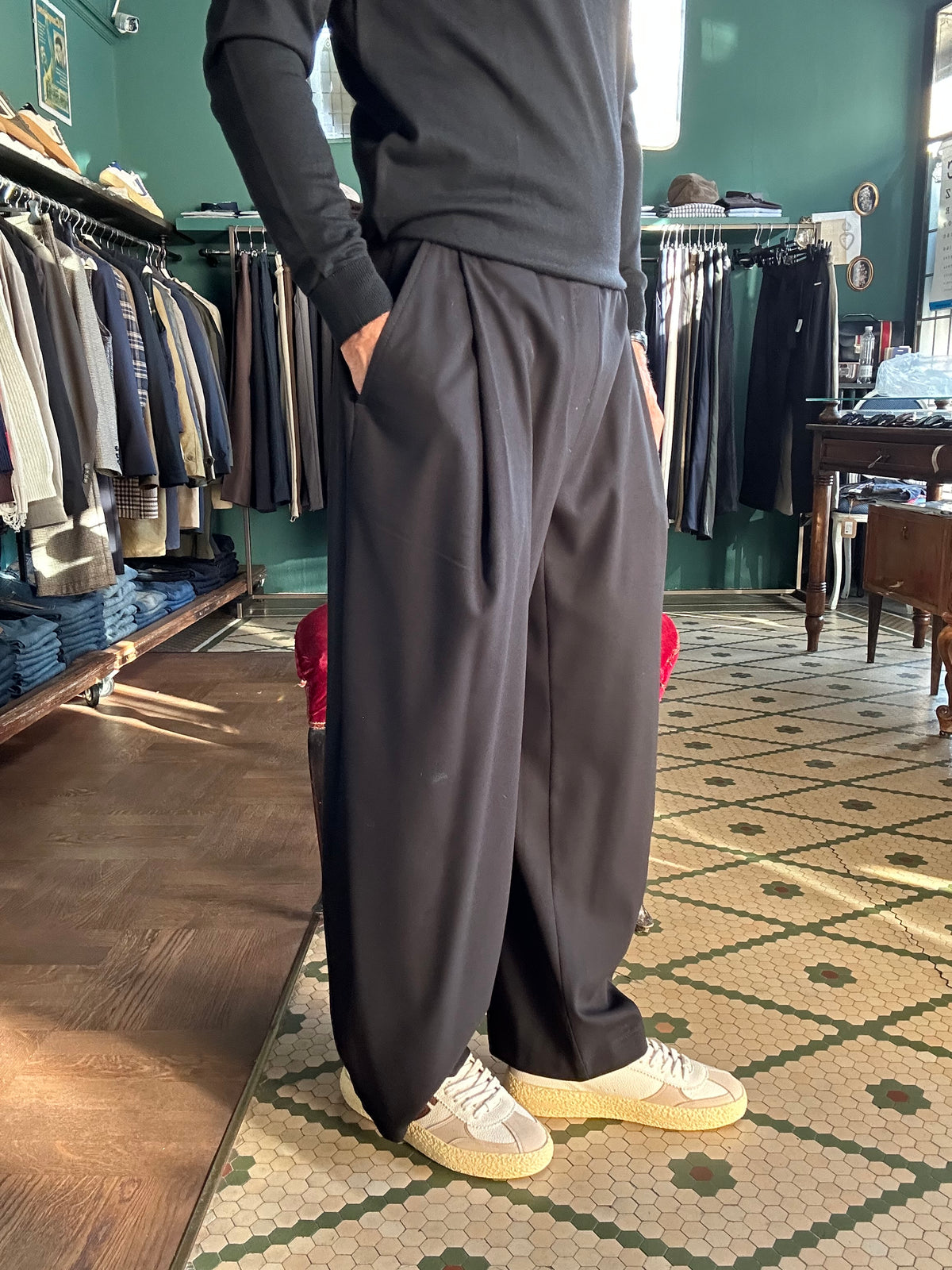 Pantalone modello Japan Made in Italy