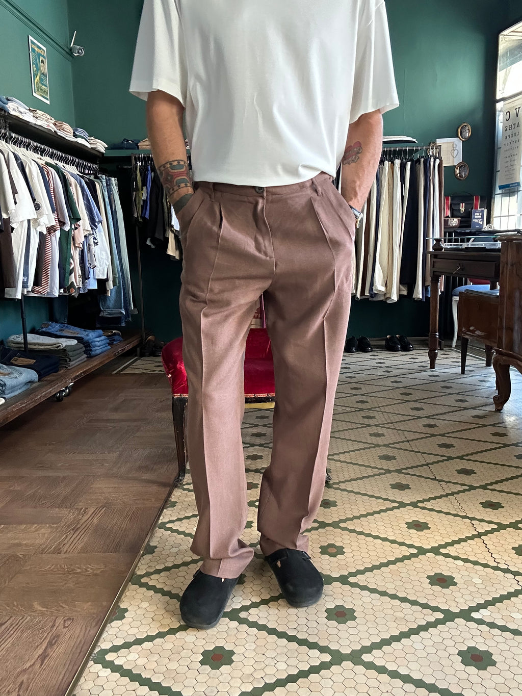 Pantalone con pence regular fit misto lino