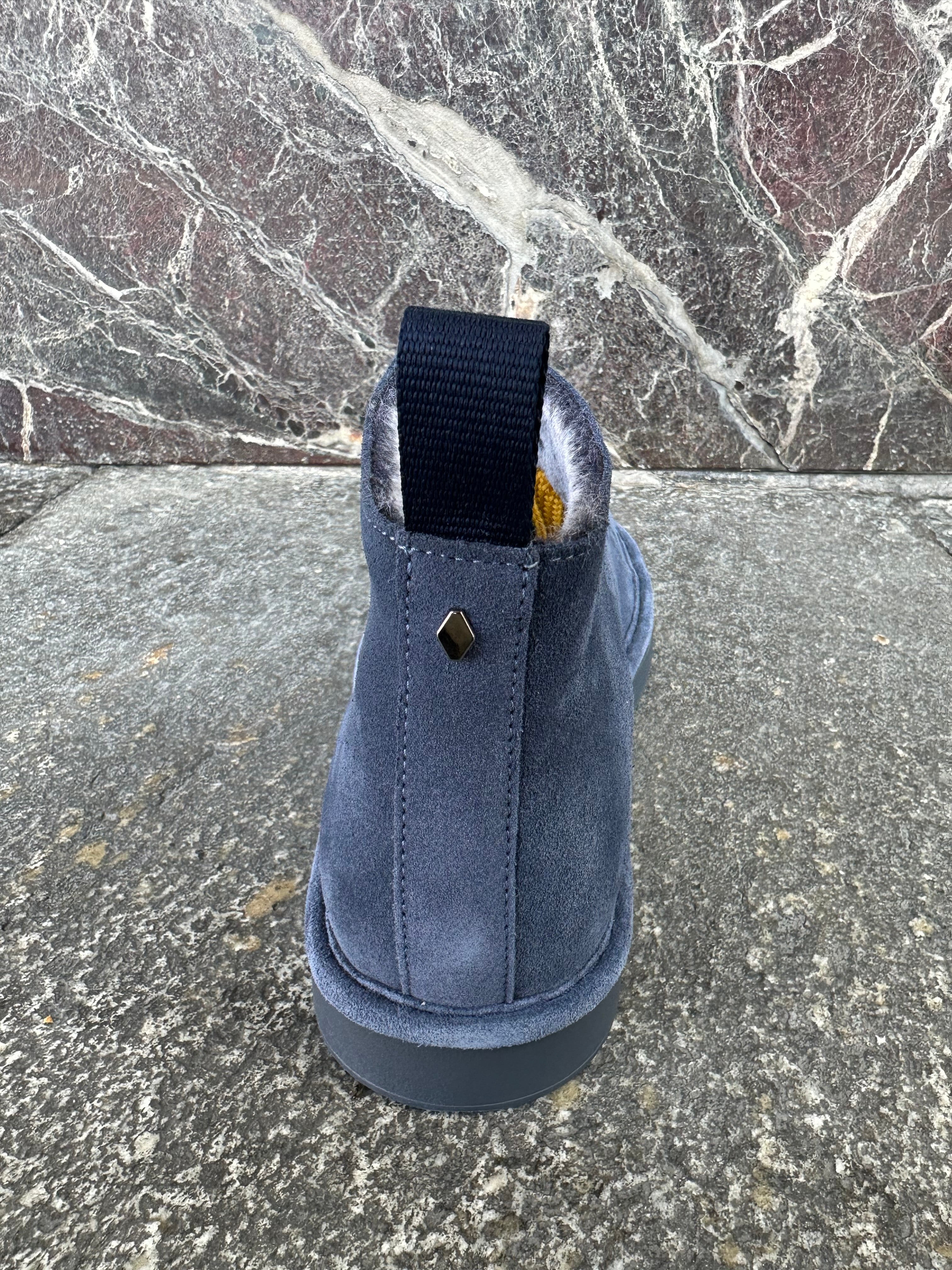 Panachic alte in suede blu scuro e giallo