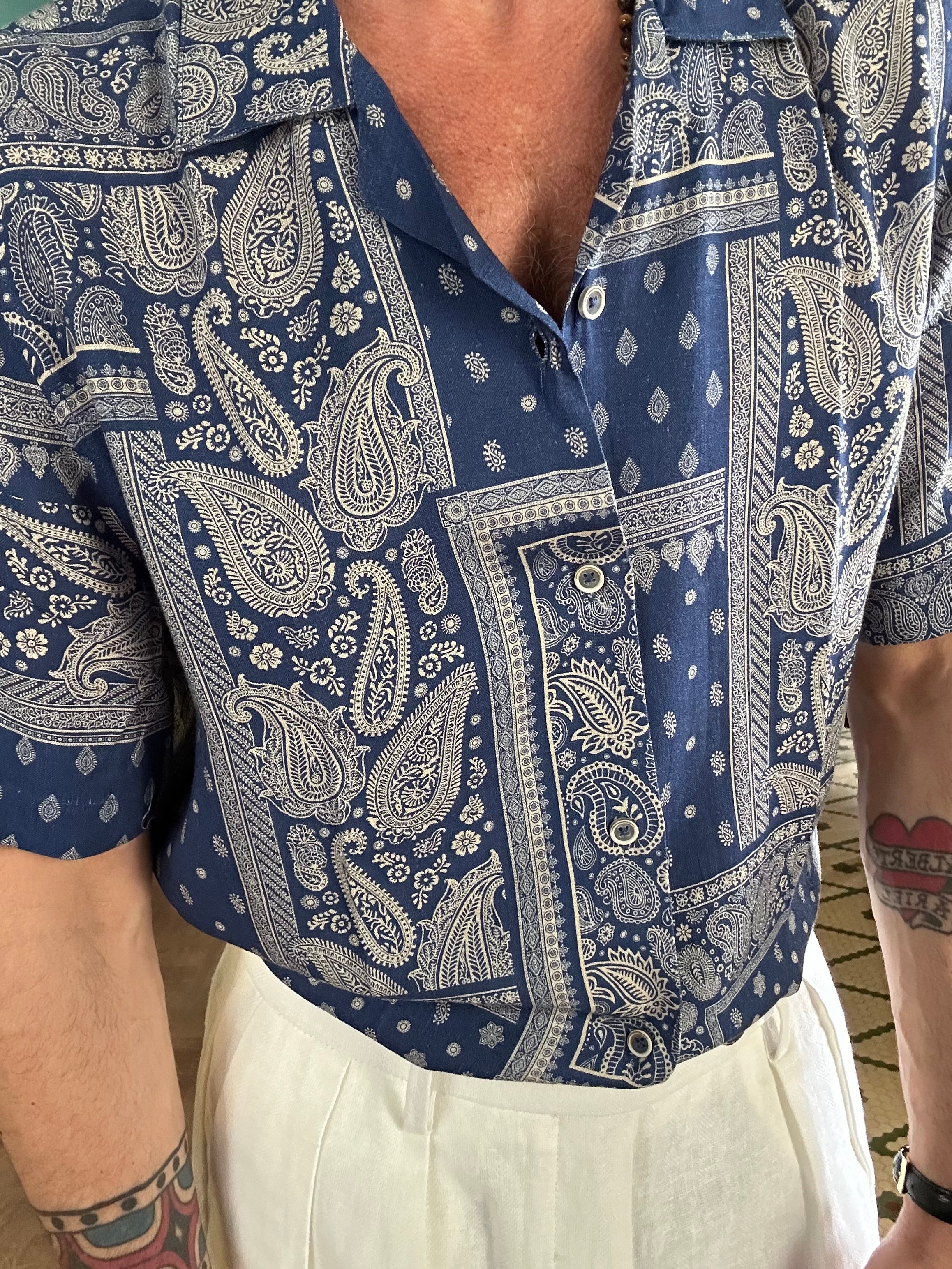 Camicia collo Hawaii fantasia bandana