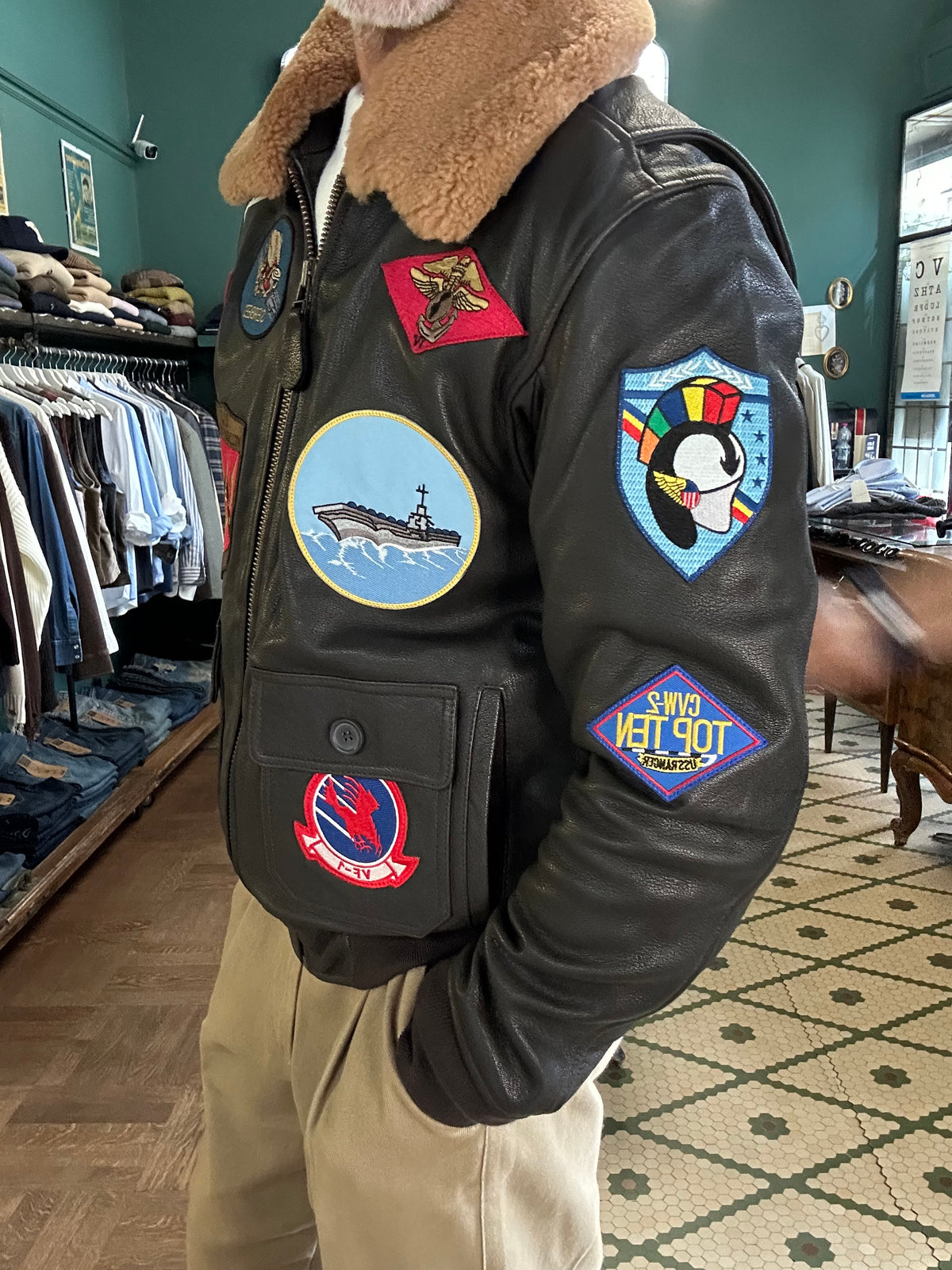 TOP GUN® OFFICIAL SIGNATURE SERIES LEATHER JACKET 1.0 WITH REMOVABLE MOUTON COLLAR