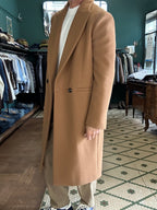 Cappotto con rever a lancia
