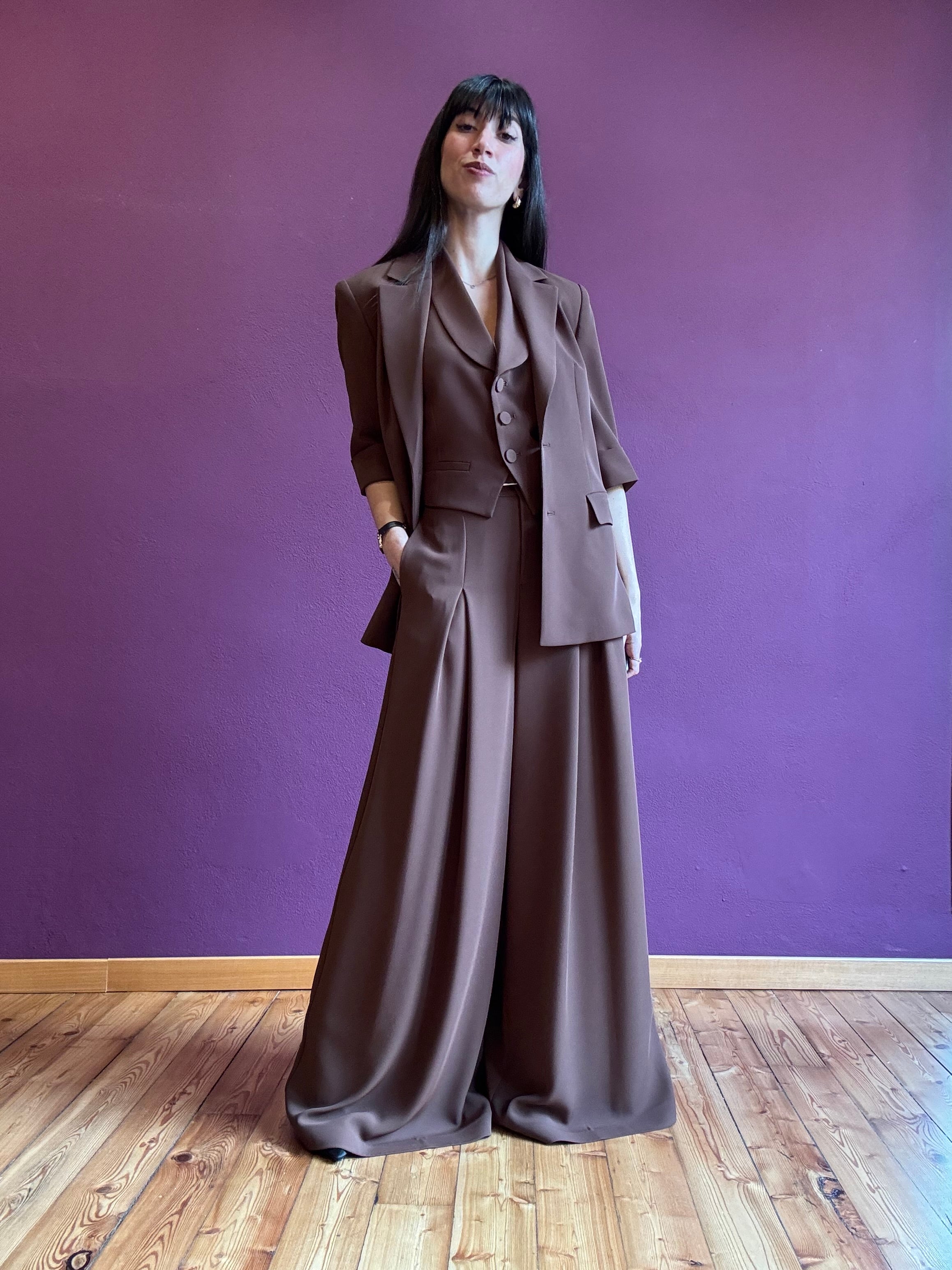 Pantalone palazzo con pence