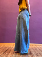 Jeans loose barrel leg